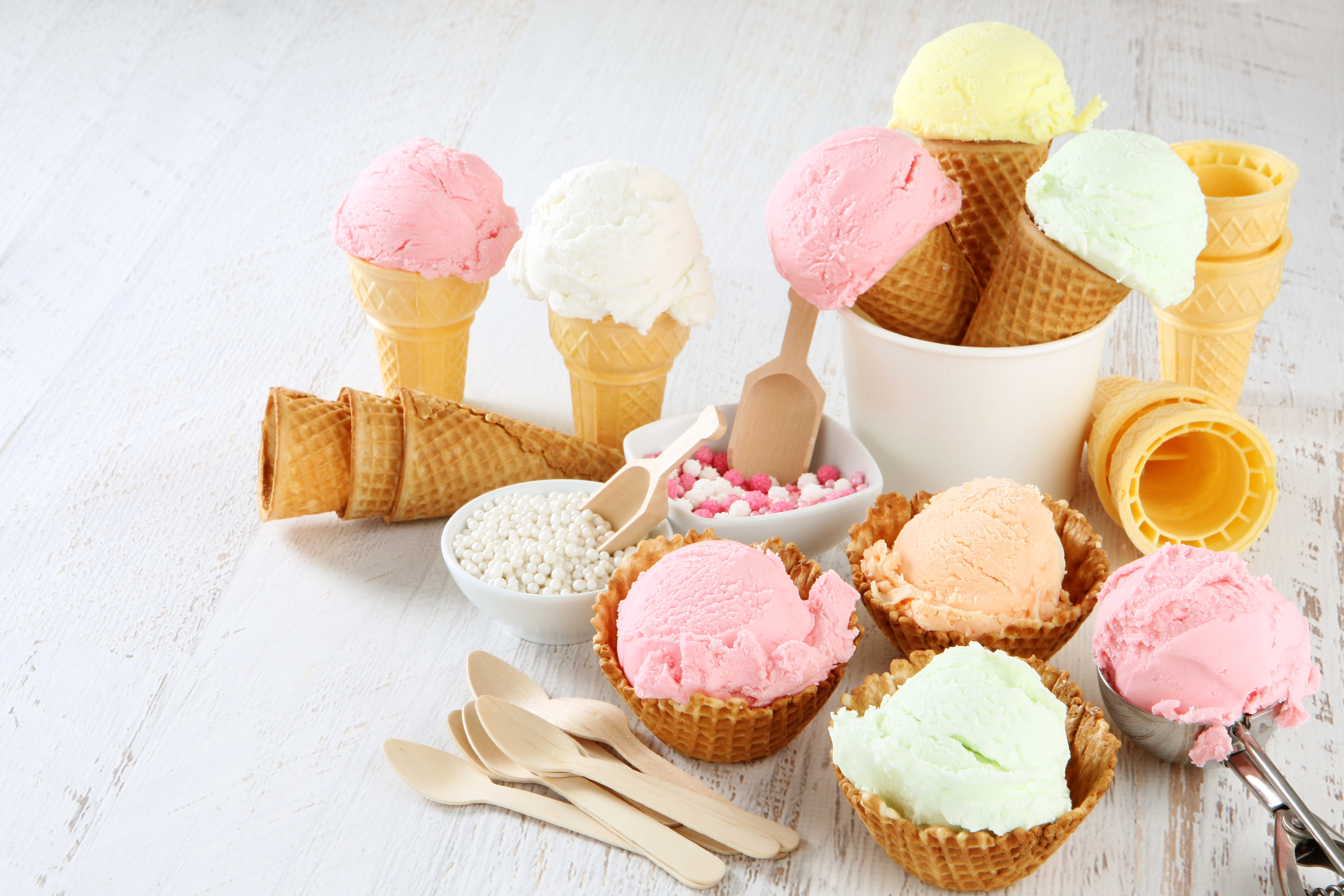Free download wallpaper Food, Ice Cream, Still Life, Sweets, Waffle Cone on your PC desktop
