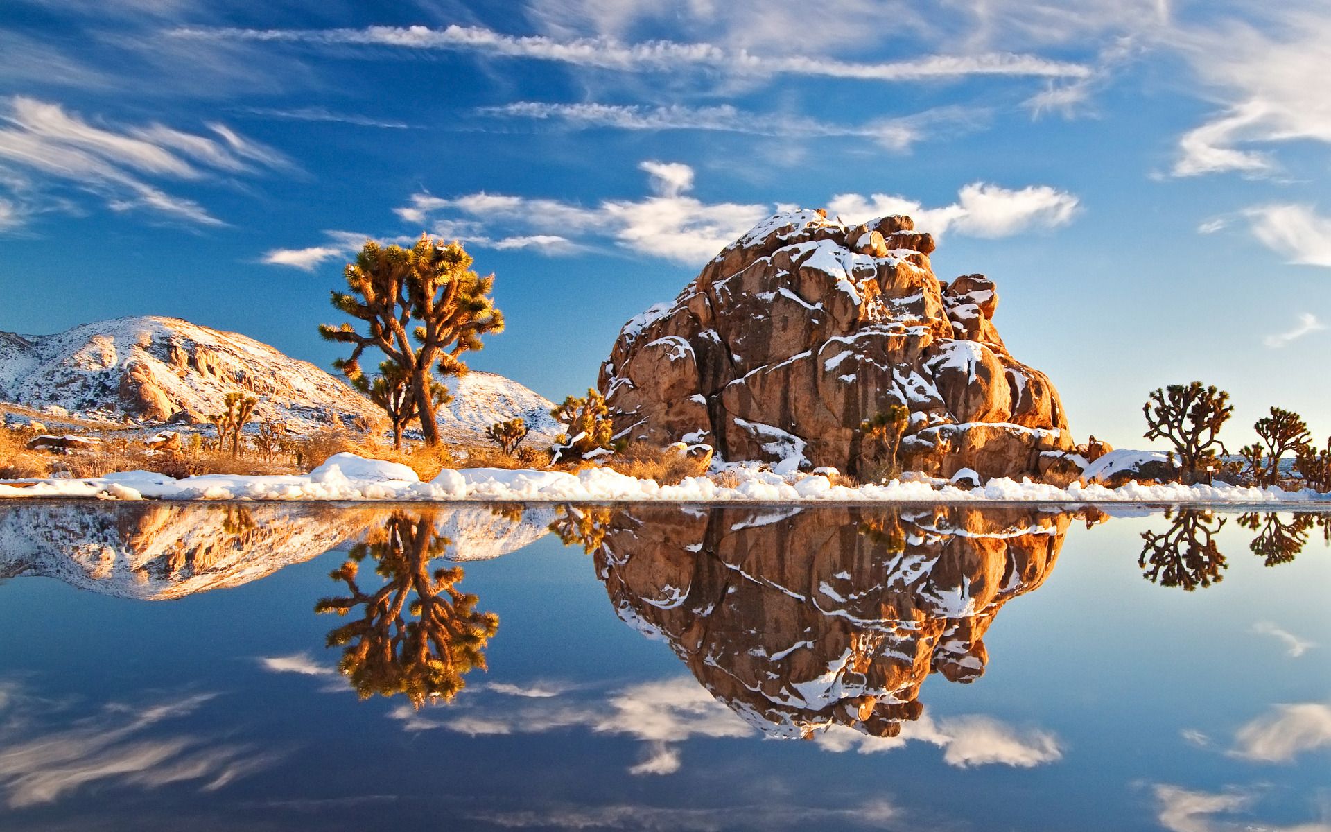 Free download wallpaper Reflection, Earth on your PC desktop