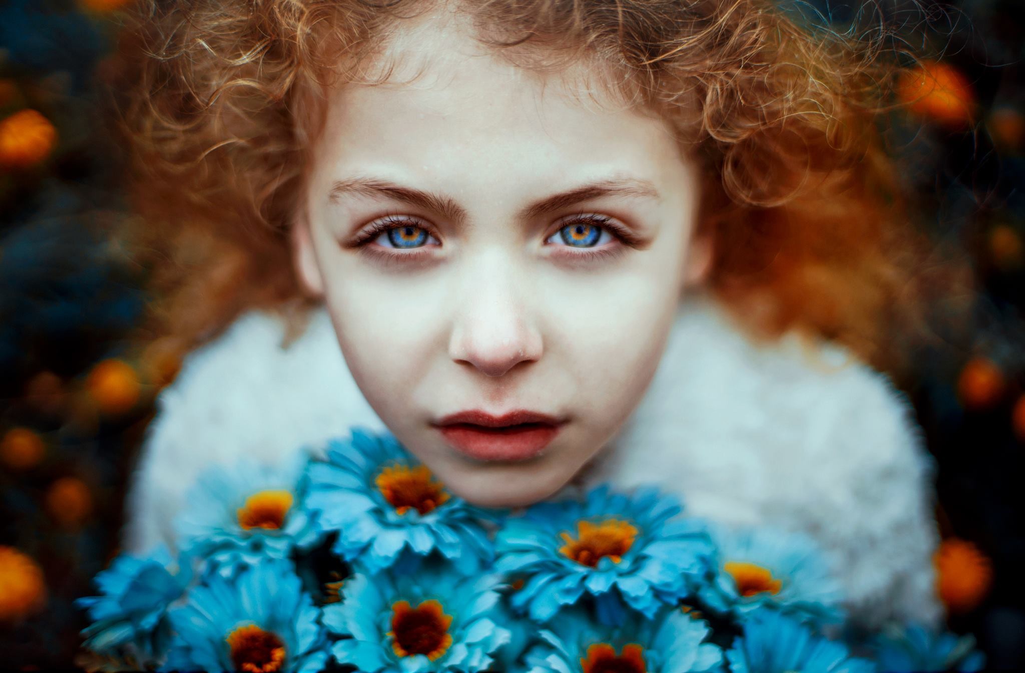 Free download wallpaper Redhead, Face, Model, Women, Blue Eyes, Stare, Blue Flower on your PC desktop