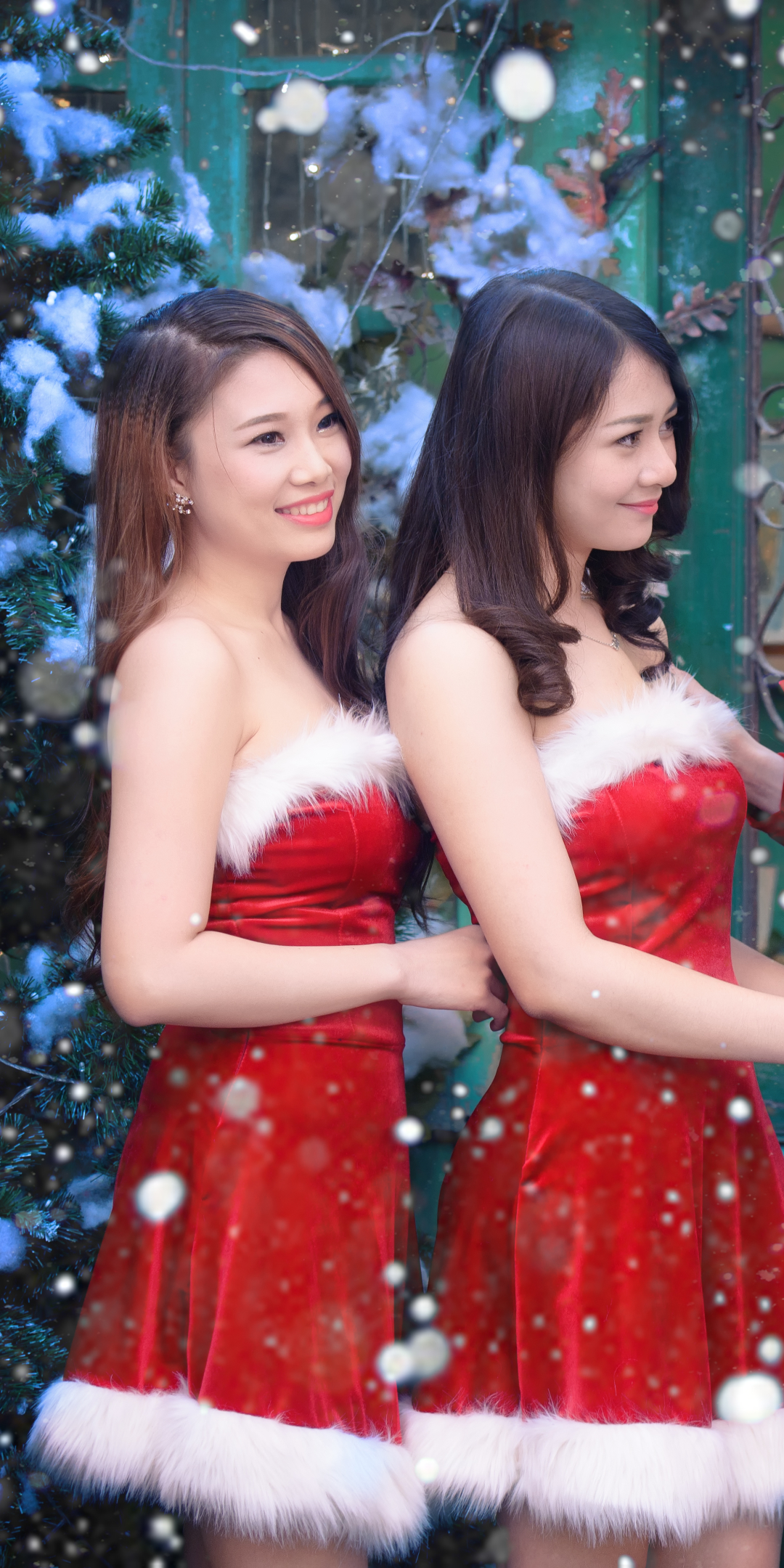 無料モバイル壁紙冬, クリスマス, ブルネット, モデル, 笑顔, 女性, 降雪, アジア人, 赤いドレスをダウンロードします。