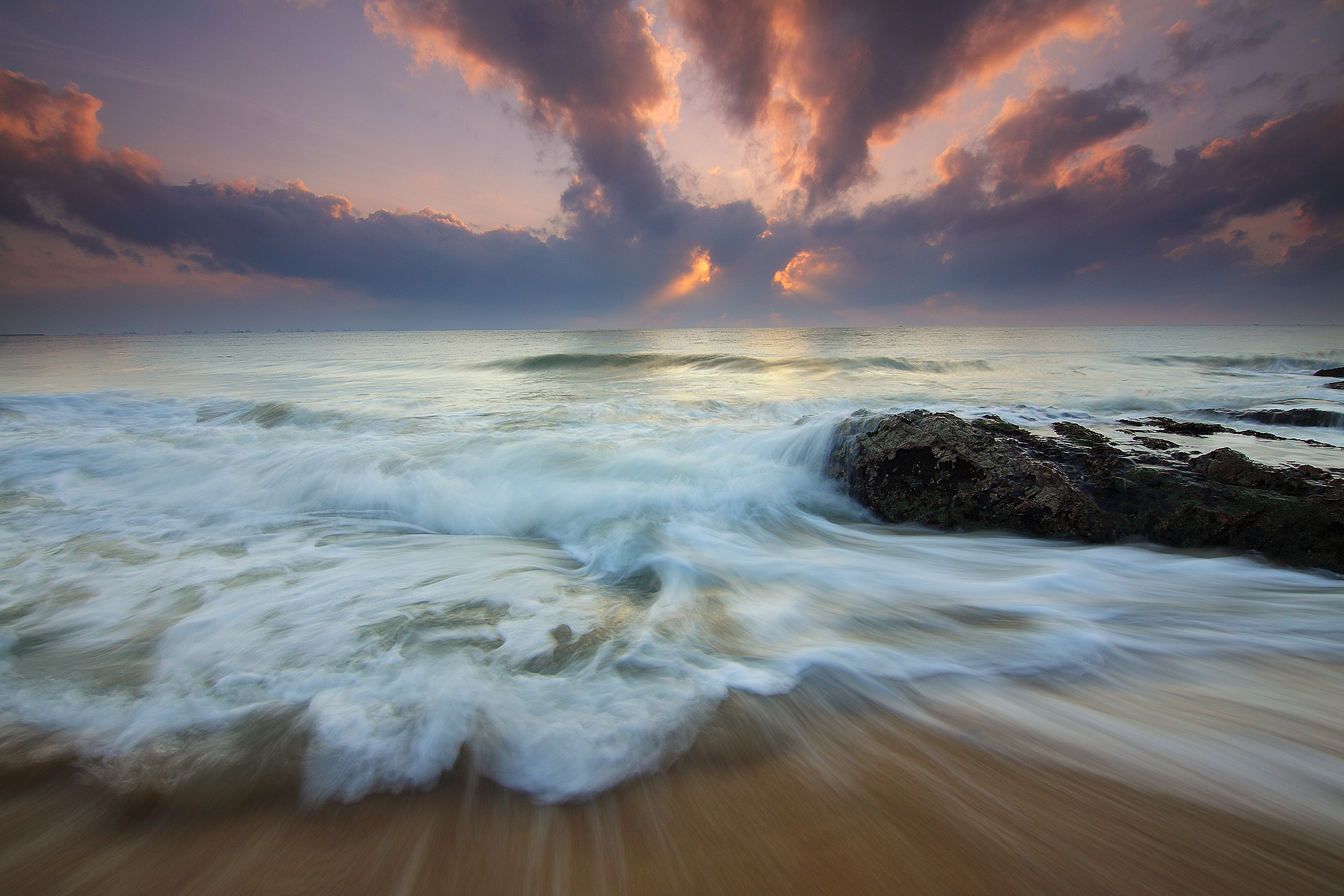 Descarga gratuita de fondo de pantalla para móvil de Mar, Horizonte, Océano, Nube, Atardecer, Tierra/naturaleza.