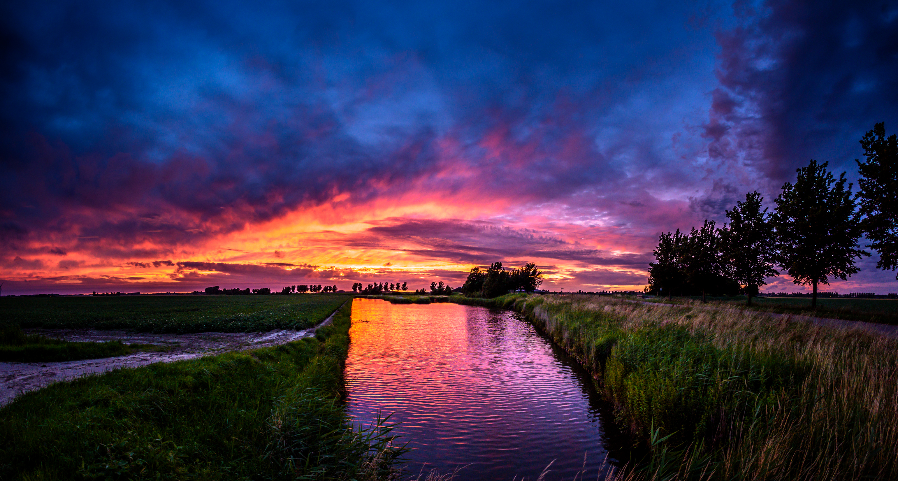 Laden Sie das Rosa, Niederlande, Kanal, Himmel, Sonnenuntergang, Erde/natur-Bild kostenlos auf Ihren PC-Desktop herunter