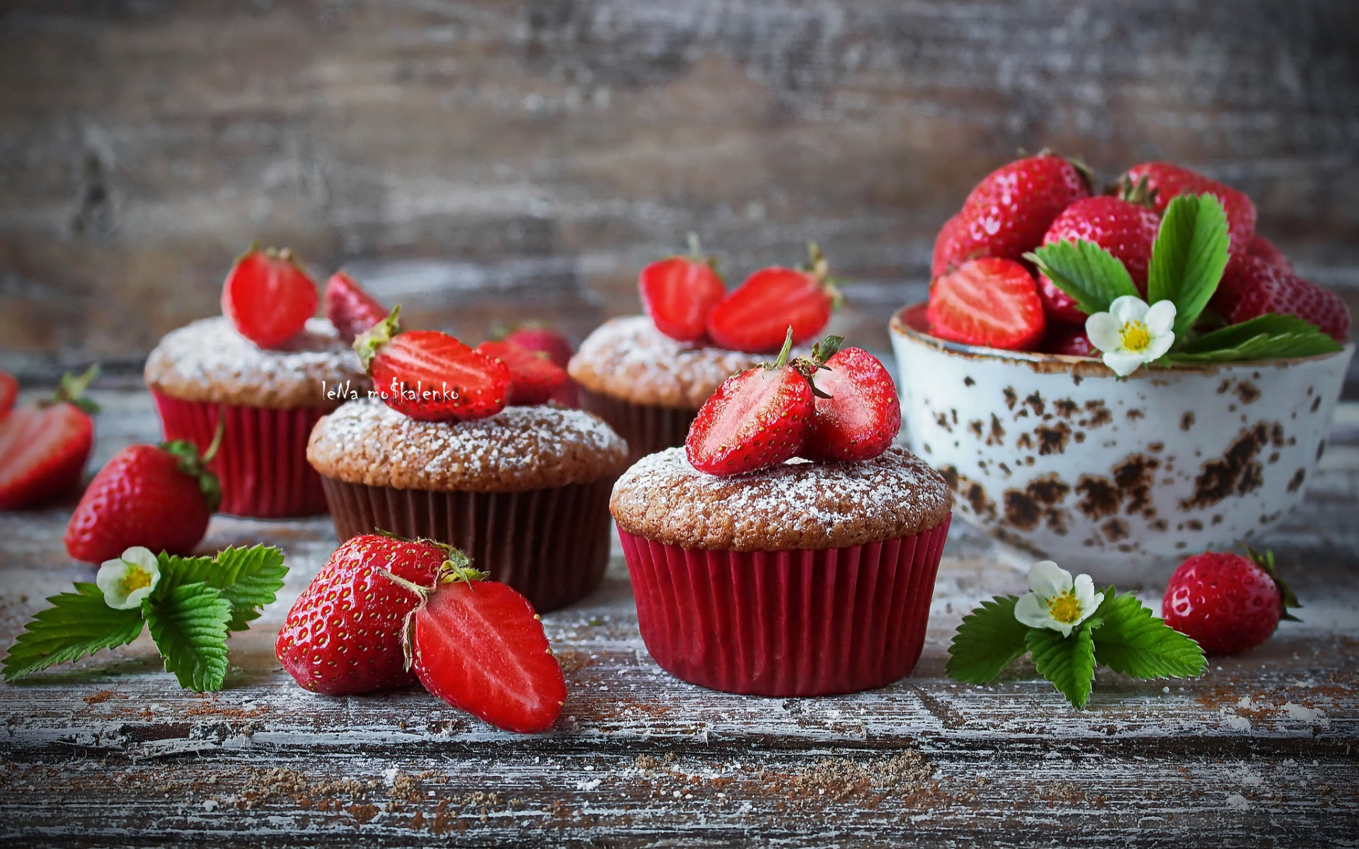 Laden Sie das Erdbeere, Dessert, Frucht, Backen, Cupcake, Nahrungsmittel-Bild kostenlos auf Ihren PC-Desktop herunter