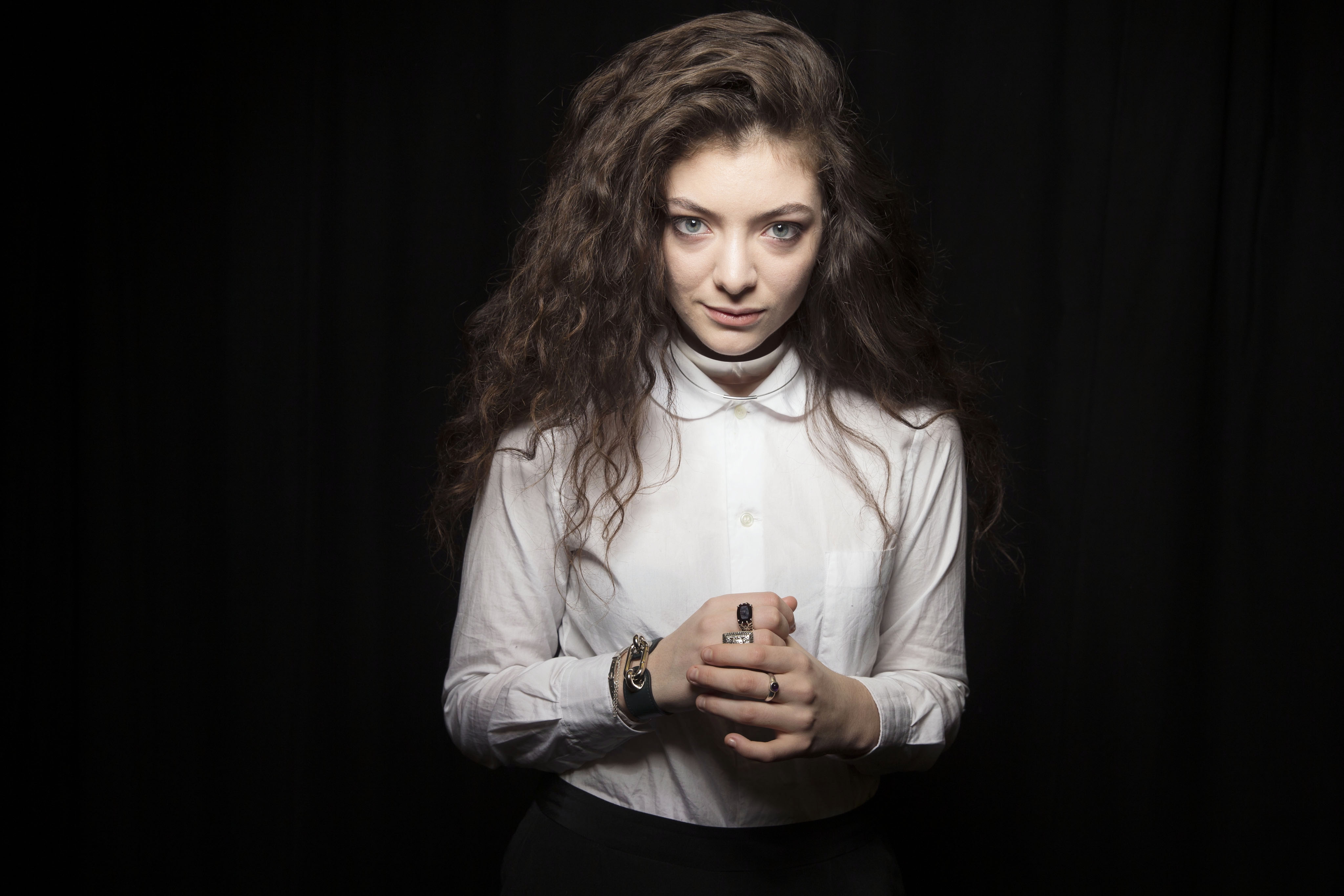 Téléchargez des papiers peints mobile Musique, Lorde gratuitement.