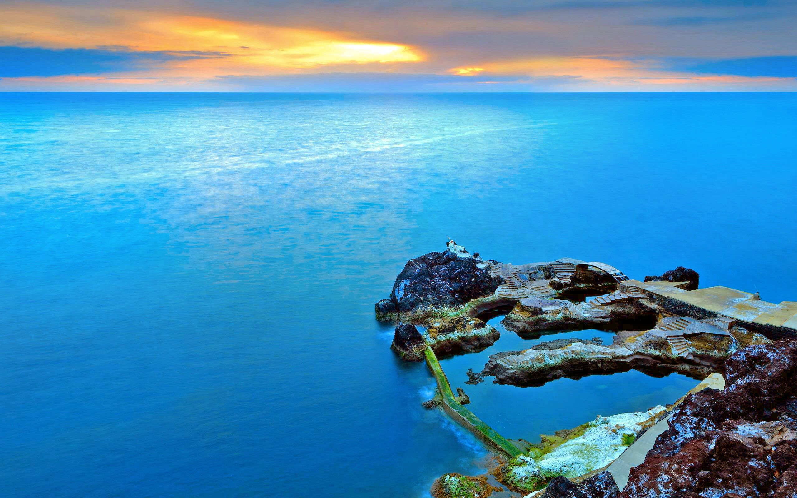 Download mobile wallpaper Sea, Horizon, Earth, Scenic for free.