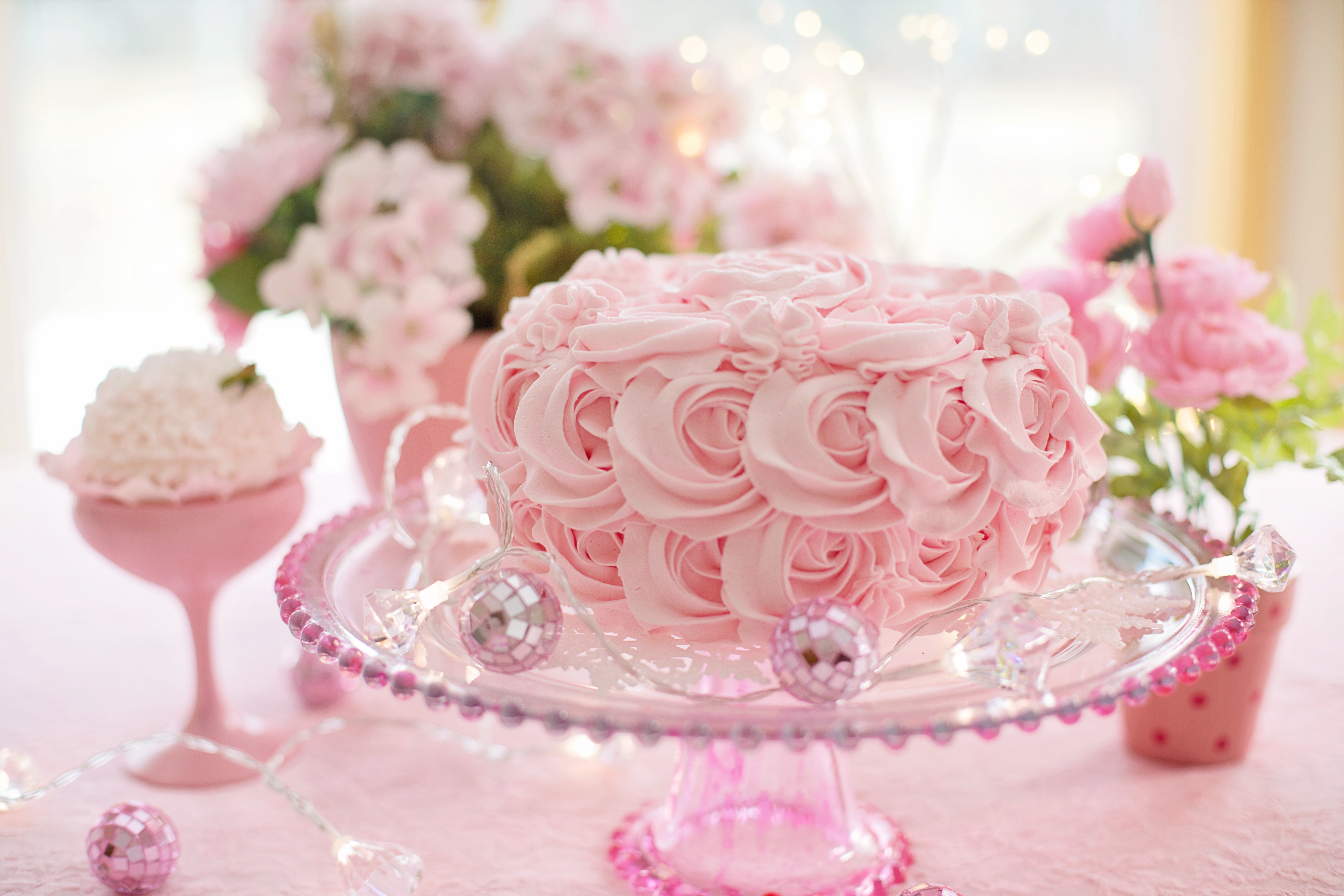 Download mobile wallpaper Food, Still Life, Rose, Cake, Pink Rose, Depth Of Field, Pastry for free.