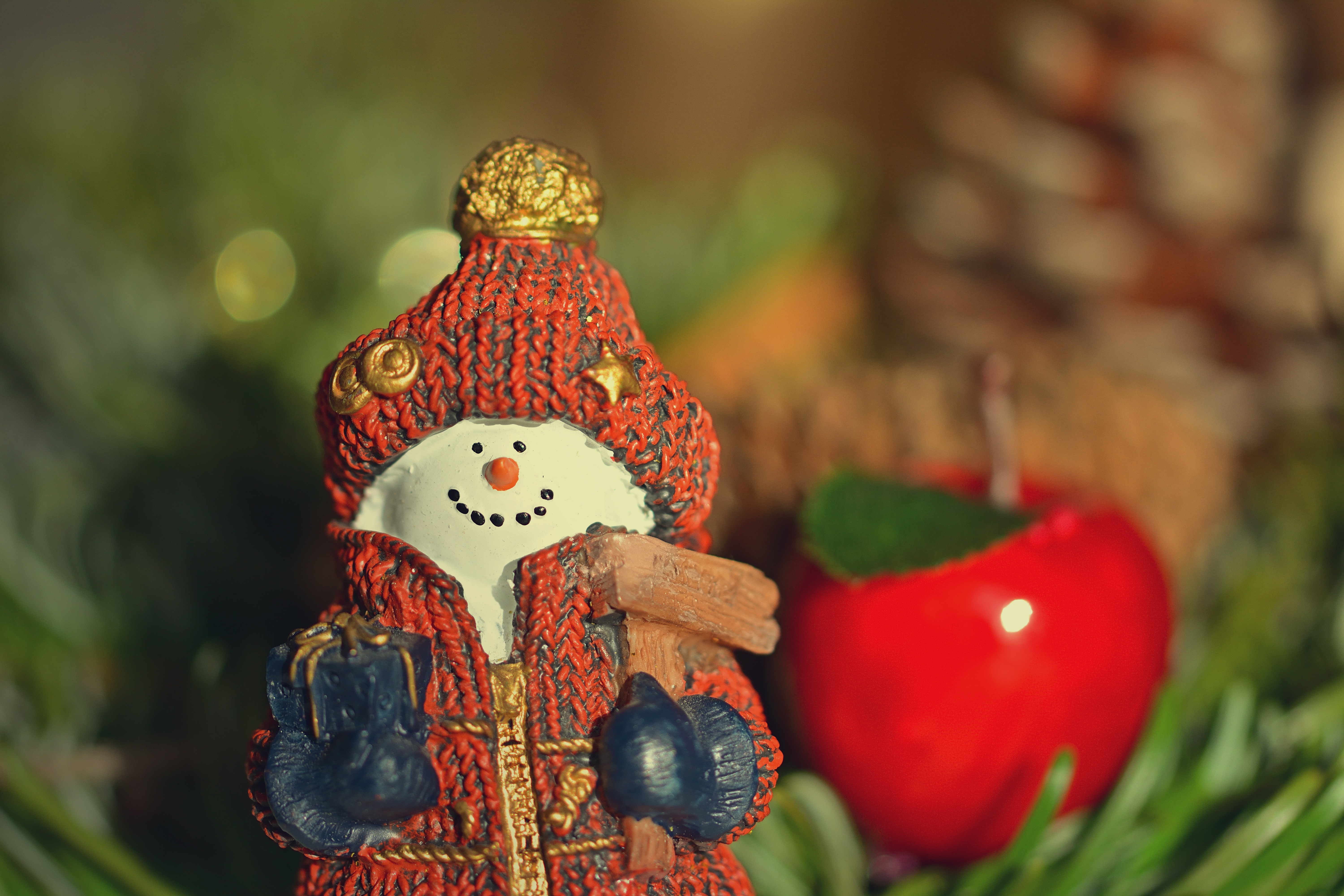 Free download wallpaper Snowman, Christmas, Photography on your PC desktop
