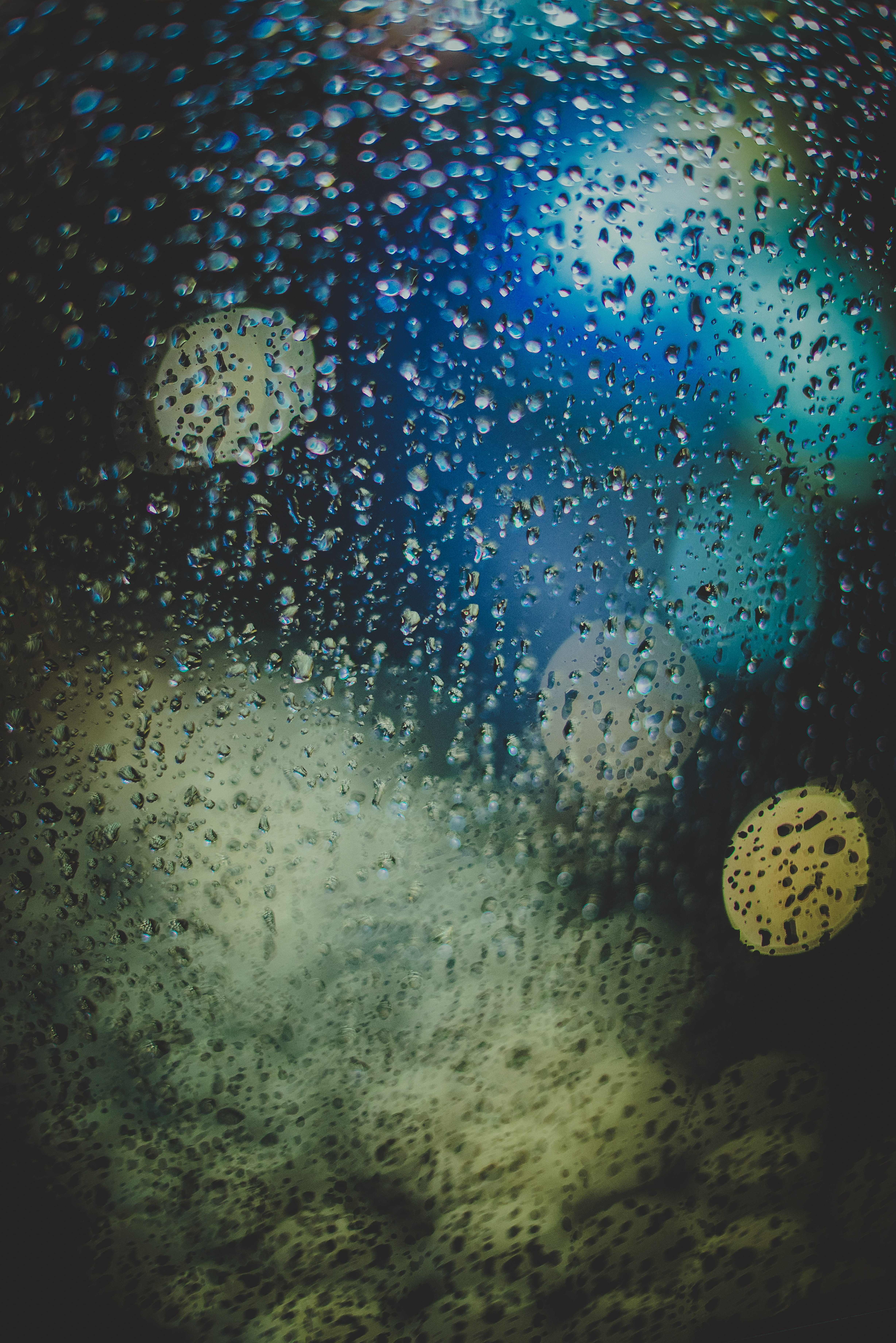 Download mobile wallpaper Macro, Smooth, Glare, Drops, Circles, Glass, Blur for free.