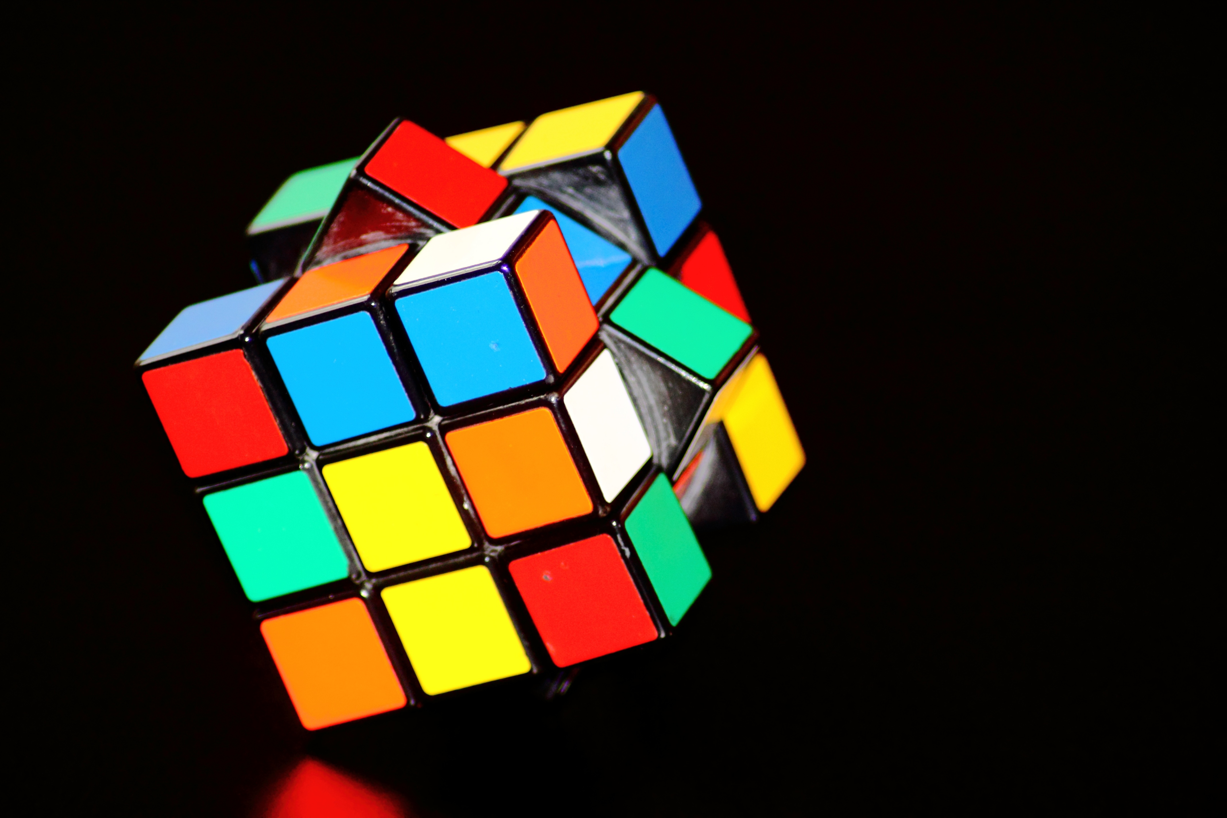 748017 скачать обои кубы, игры, цвета, кубик рубик, красочный - заставки и картинки бесплатно
