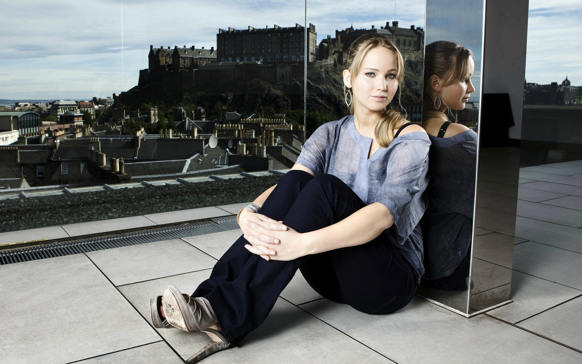Laden Sie das Berühmtheiten, Jennifer Lawrence-Bild kostenlos auf Ihren PC-Desktop herunter