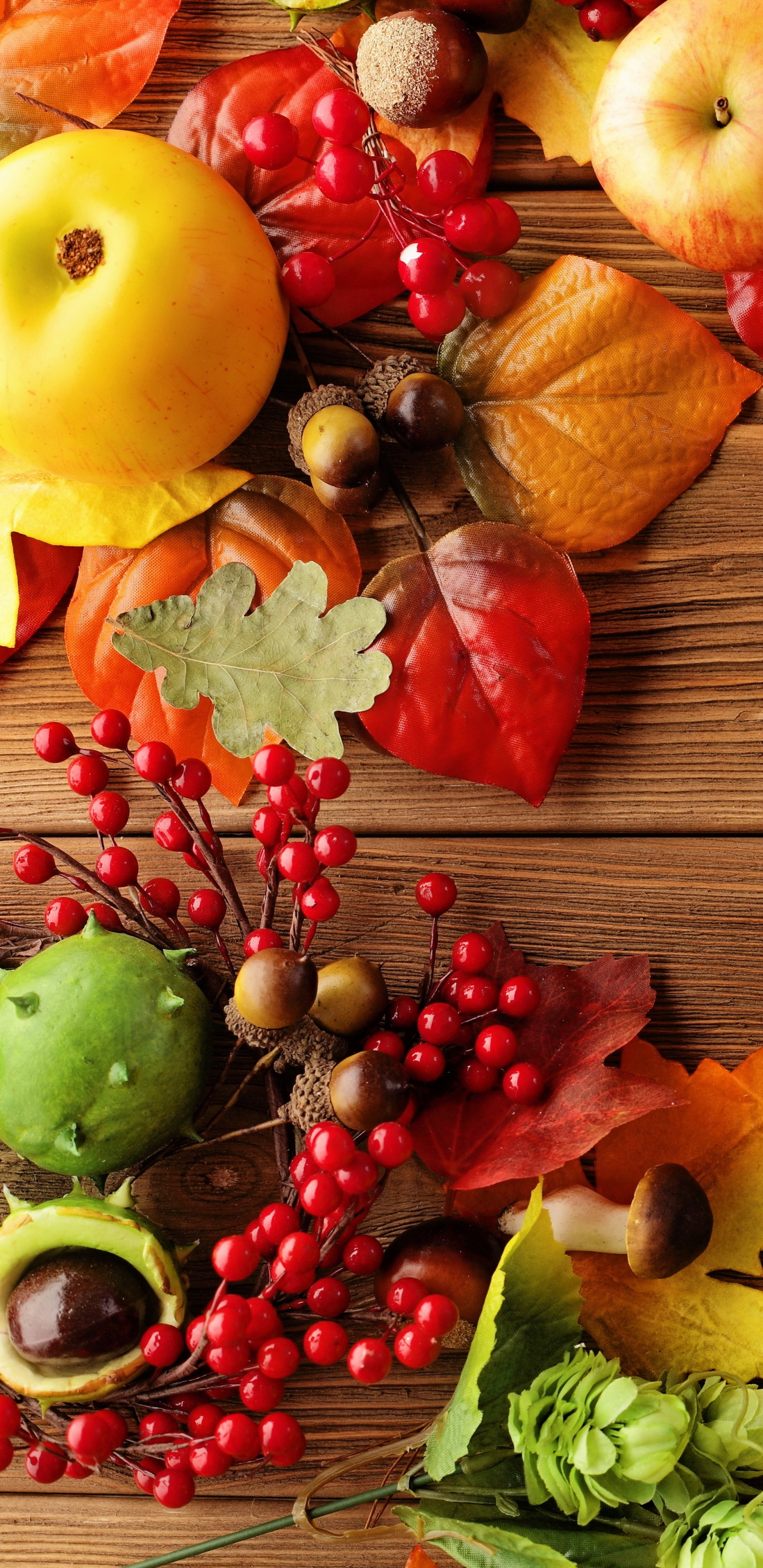 Handy-Wallpaper Obst, Herbst, Blatt, Beere, Frucht, Apfel, Nahrungsmittel, Stillleben kostenlos herunterladen.