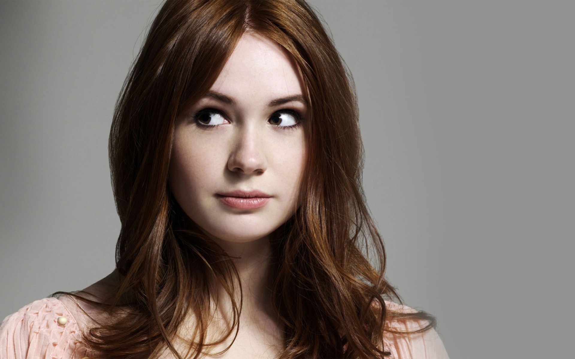 Free download wallpaper Redhead, English, Face, Celebrity, Actress, Karen Gillan on your PC desktop