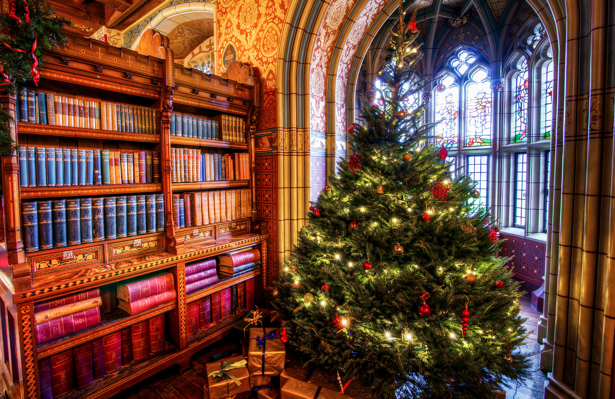 Free download wallpaper Christmas, Holiday, Window, Christmas Tree, Book on your PC desktop