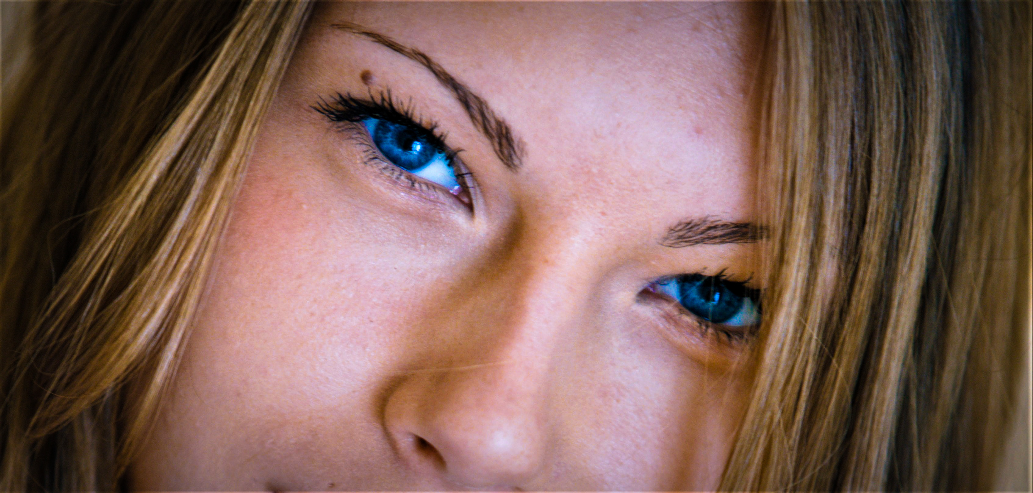 krystal boyd, women, blue eyes, adults