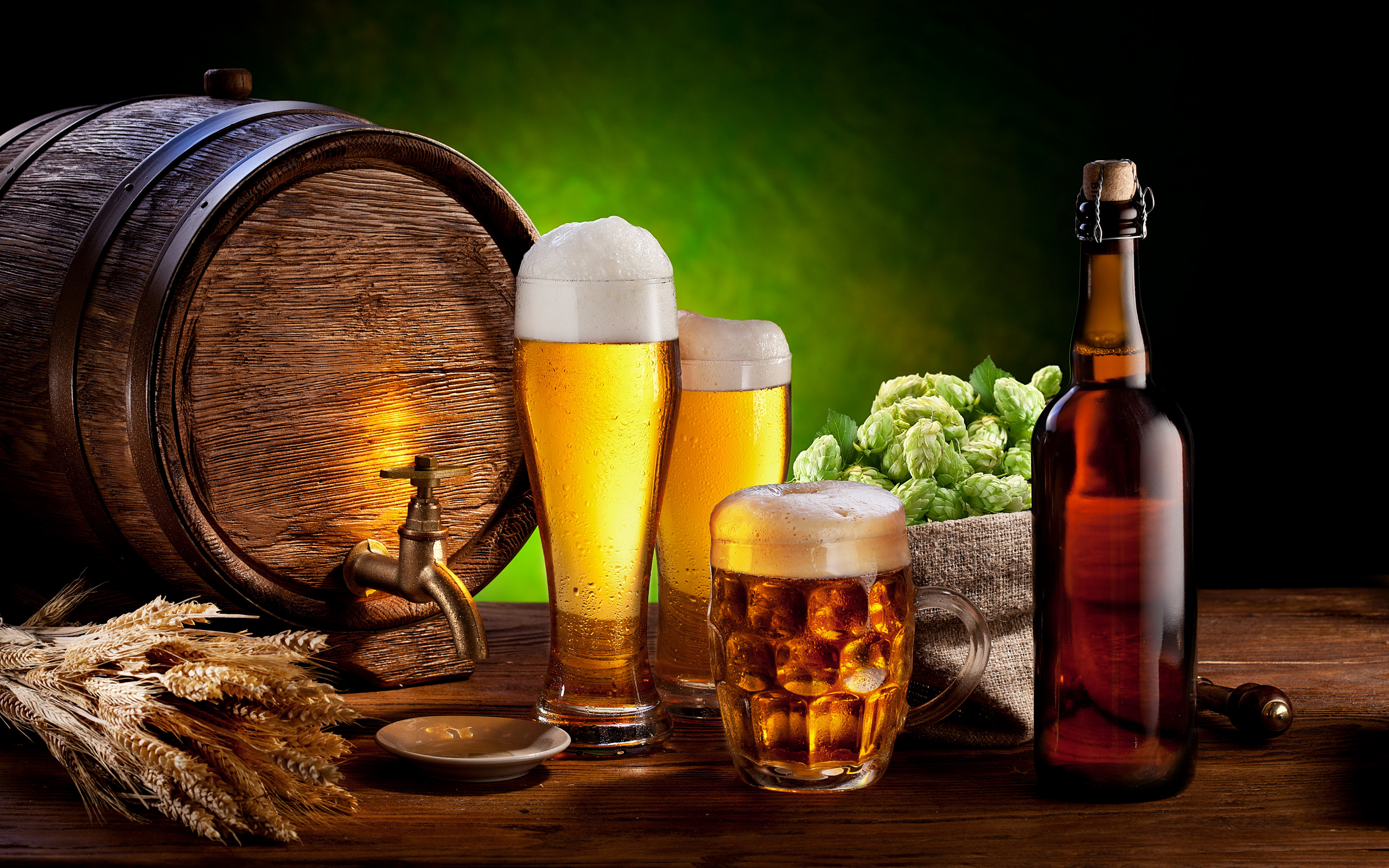 Free download wallpaper Food, Beer, Glass, Bottle, Barrel on your PC desktop