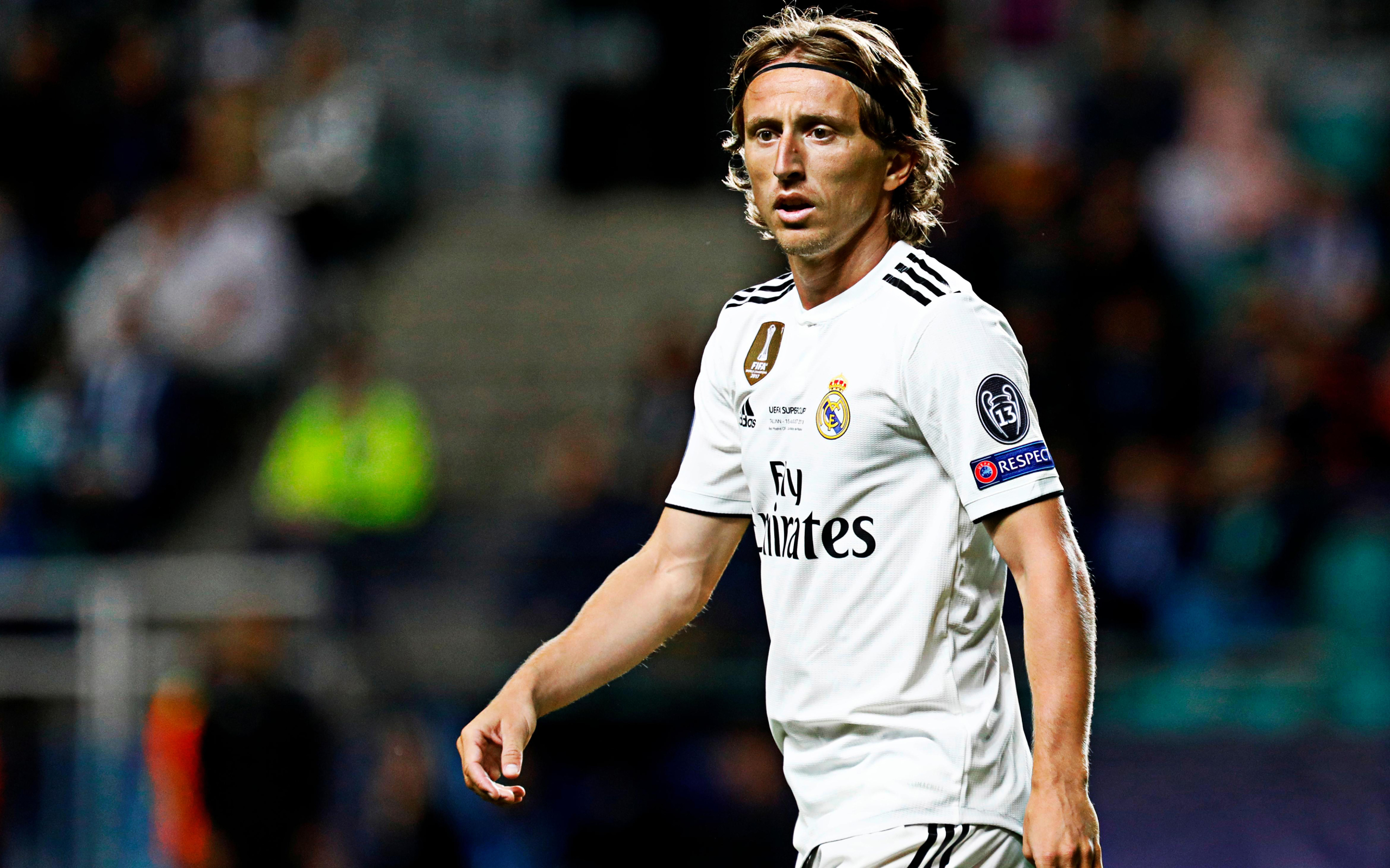 Free download wallpaper Sports, Soccer, Real Madrid C F, Luka Modrić on your PC desktop