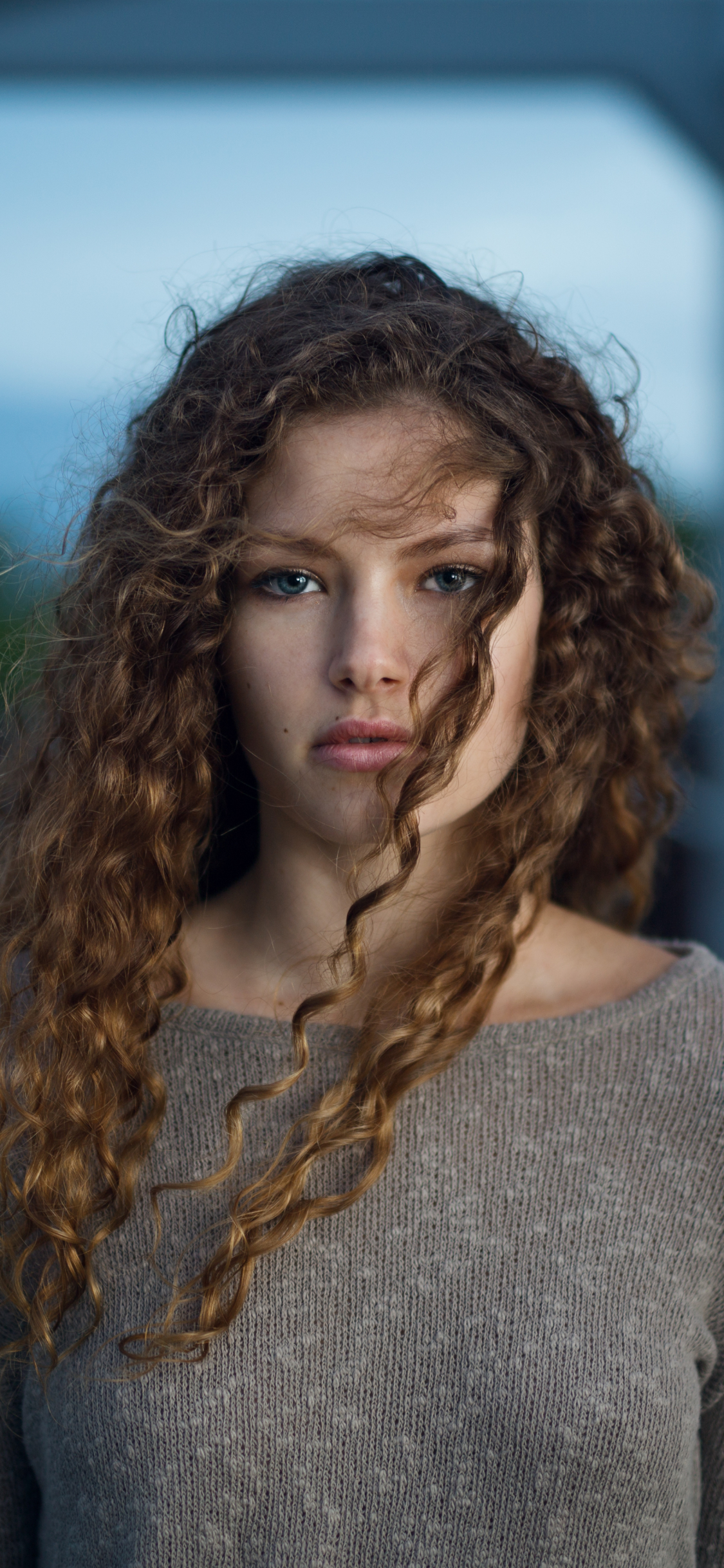 Download mobile wallpaper Brunette, Model, Women, Curl, Blue Eyes for free.