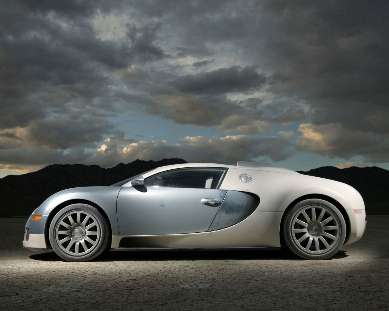 Download mobile wallpaper Bugatti Veyron, Vehicles for free.