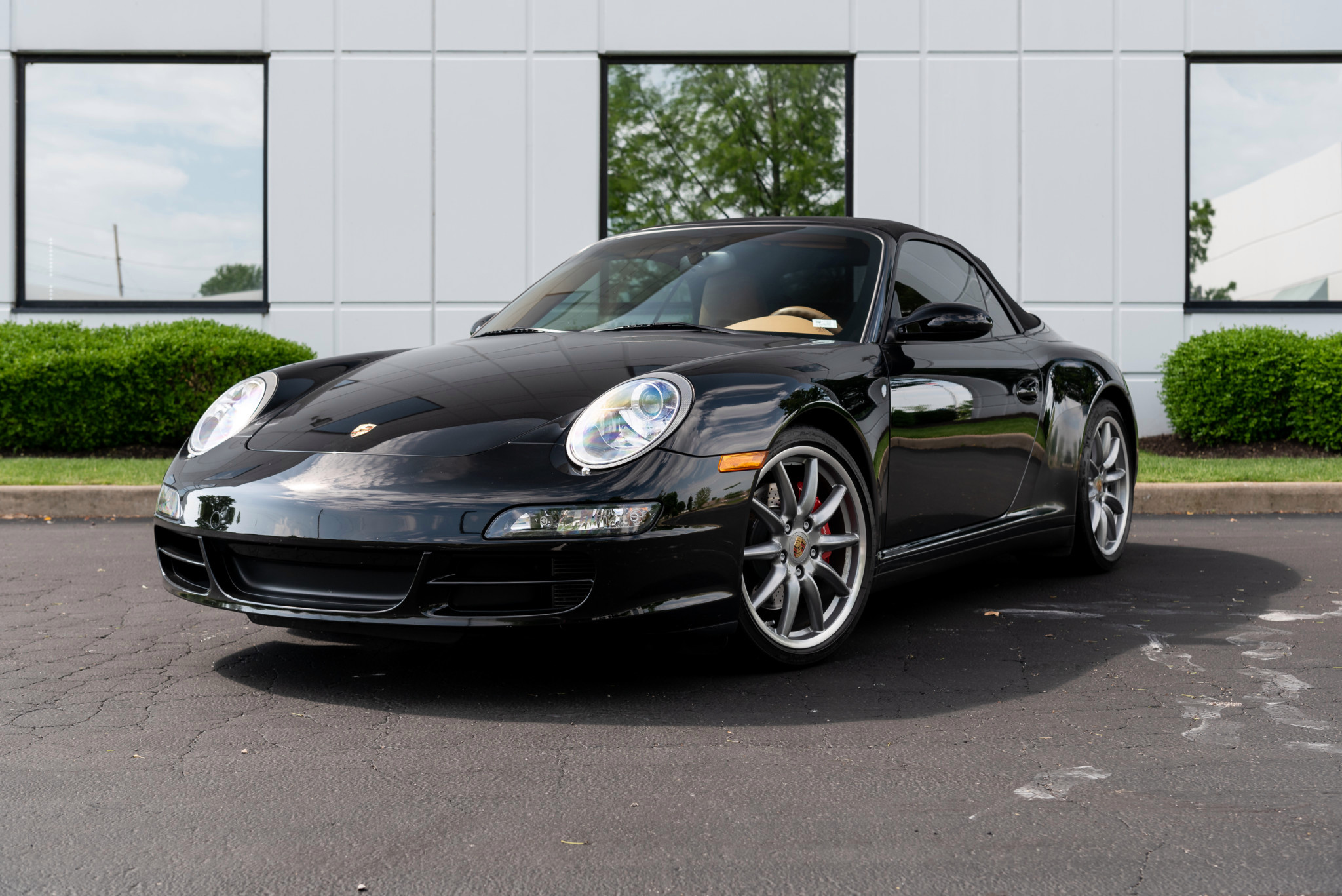 Download mobile wallpaper Porsche, Car, Convertible, Porsche 911 Carrera 4S, Vehicles, Black Car for free.