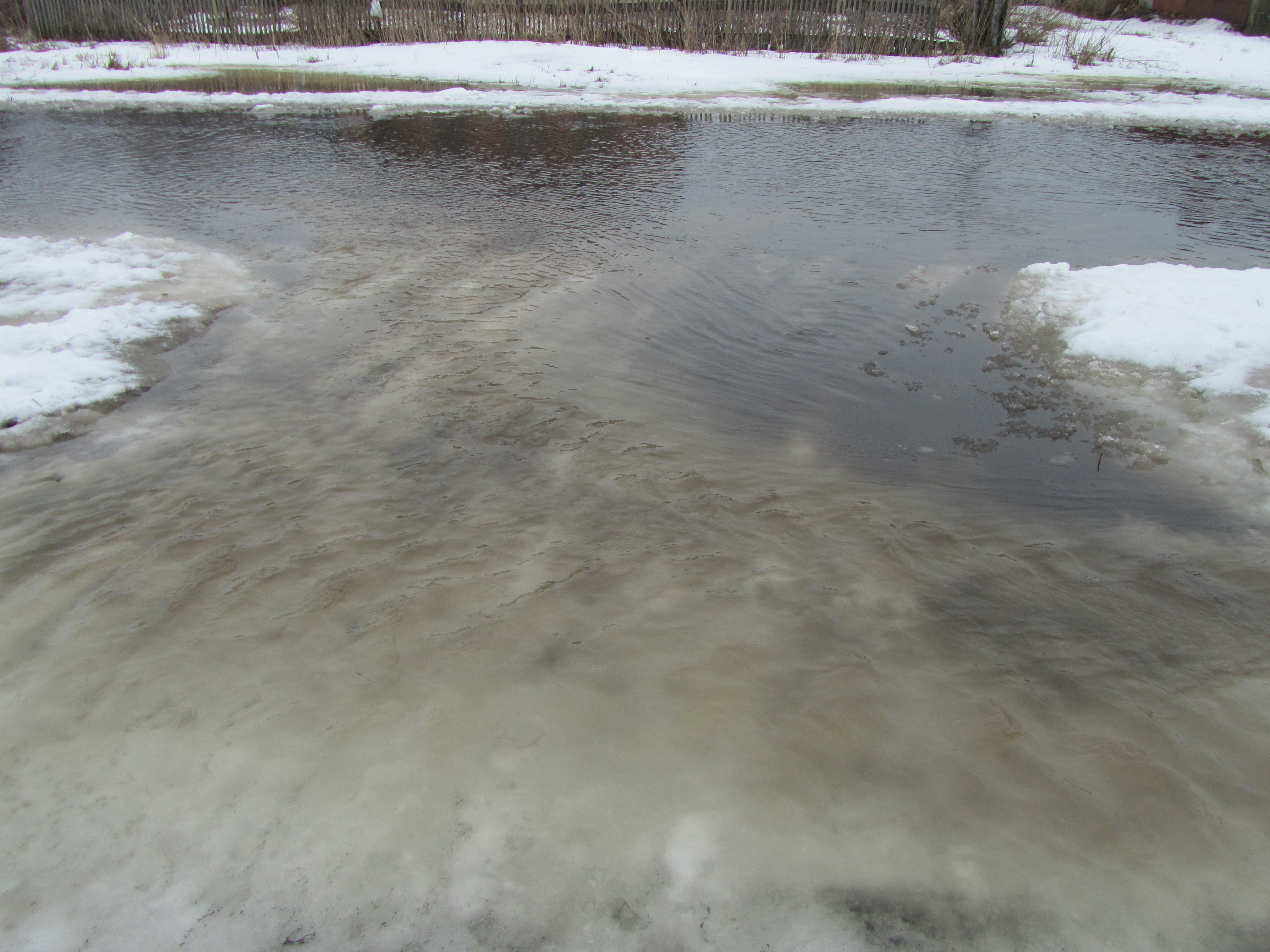 Скачати мобільні шпалери Вода, Земля безкоштовно.