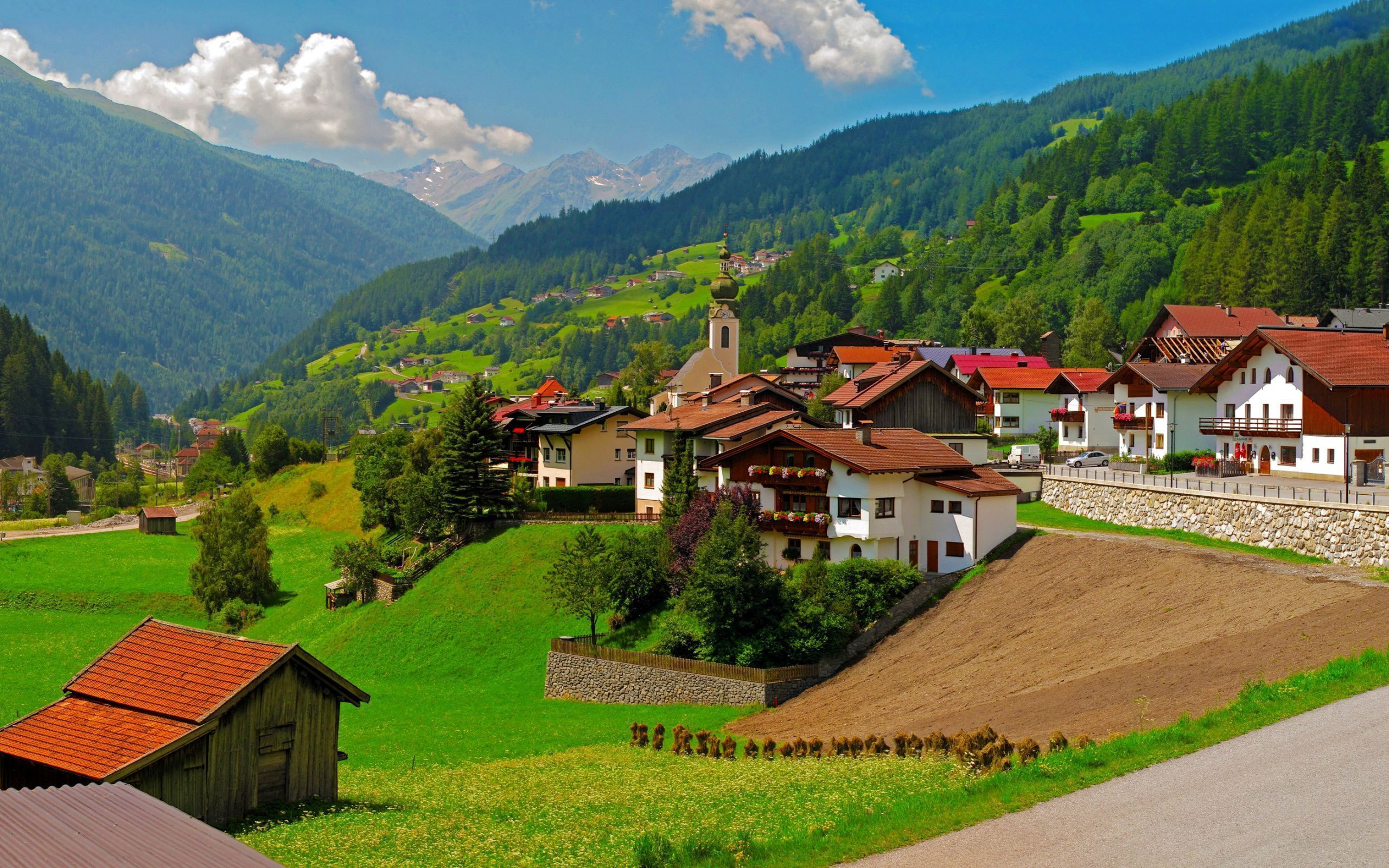 734787 завантажити картинку село, створено людиною, баварія, будинок, гора - шпалери і заставки безкоштовно
