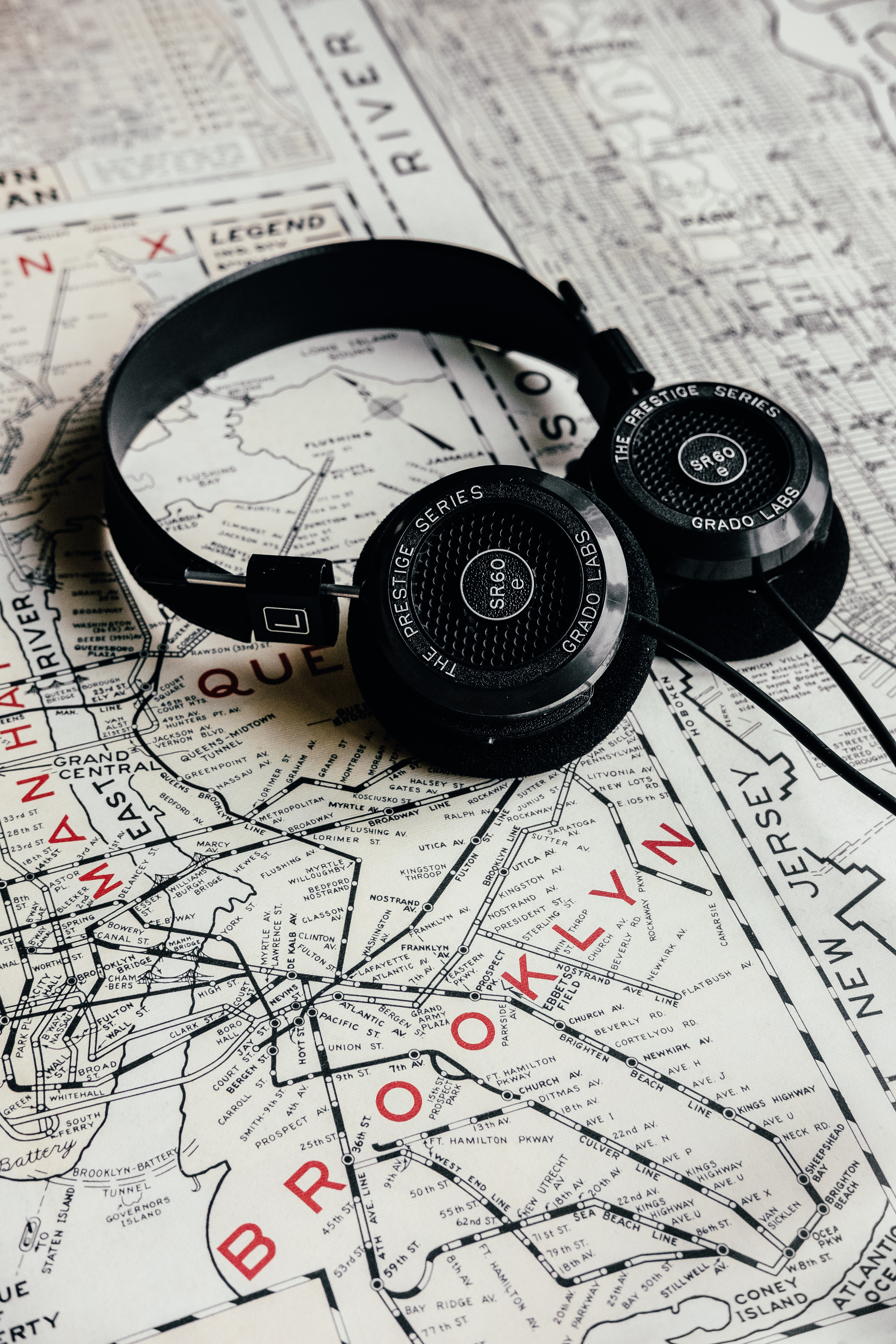 headphones, music, audio, map, journey HD wallpaper