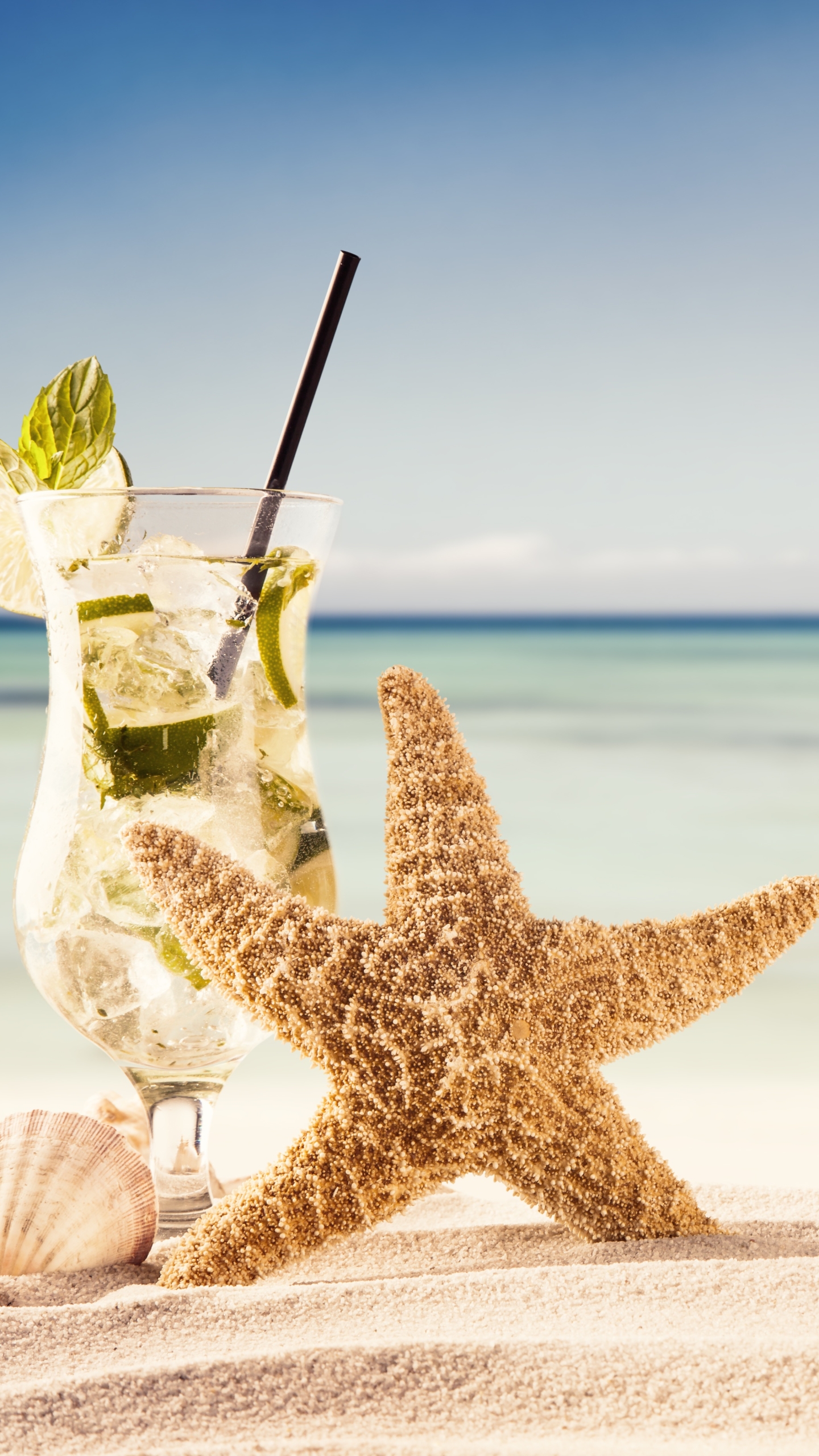 Download mobile wallpaper Beach, Sand, Starfish, Horizon, Tropical, Photography, Cocktail for free.