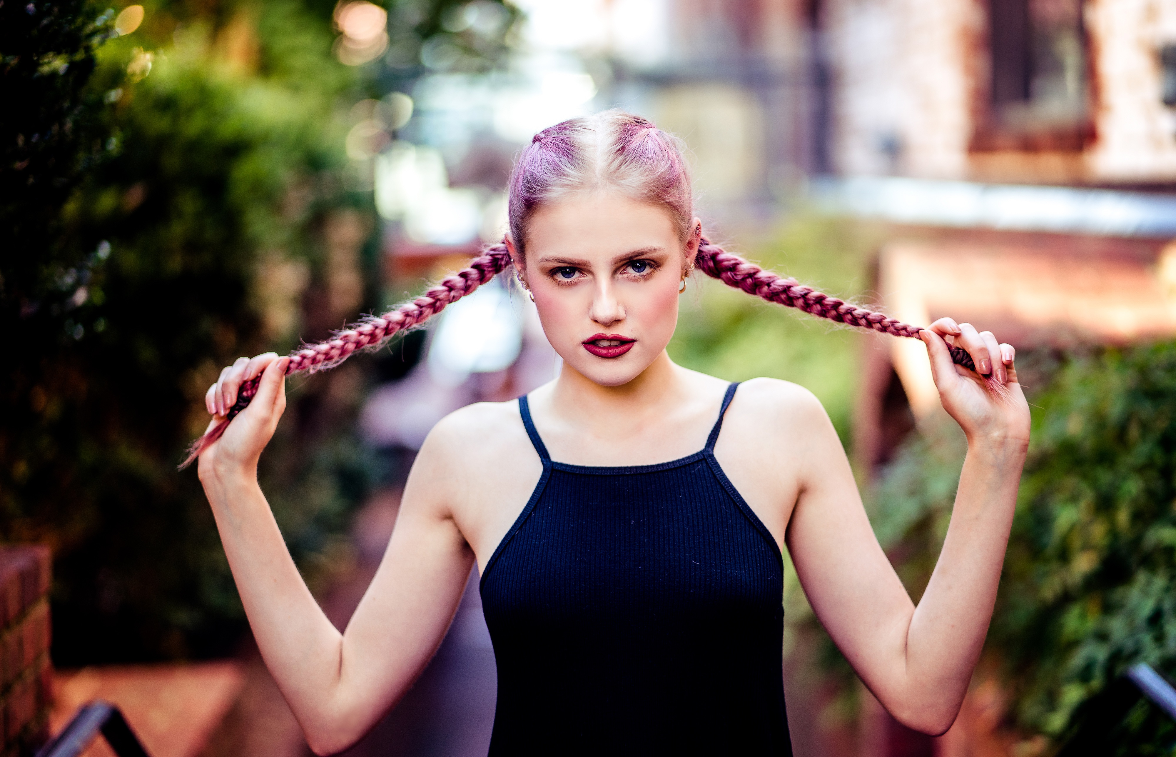 Free download wallpaper Model, Women, Blue Eyes, Braid, Lipstick, Depth Of Field on your PC desktop