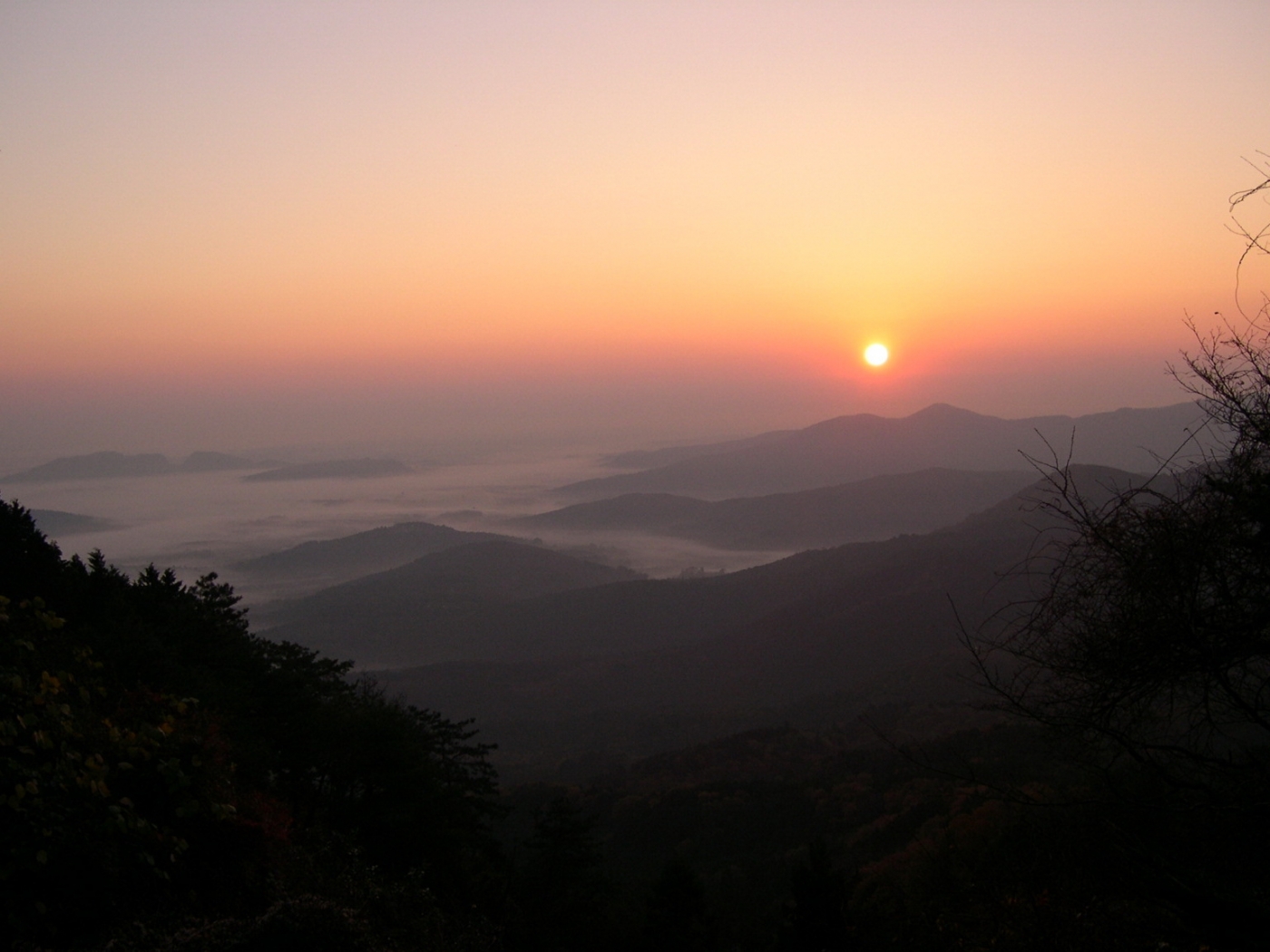 Laden Sie das Landschaft, Sunset, Mountains-Bild kostenlos auf Ihren PC-Desktop herunter