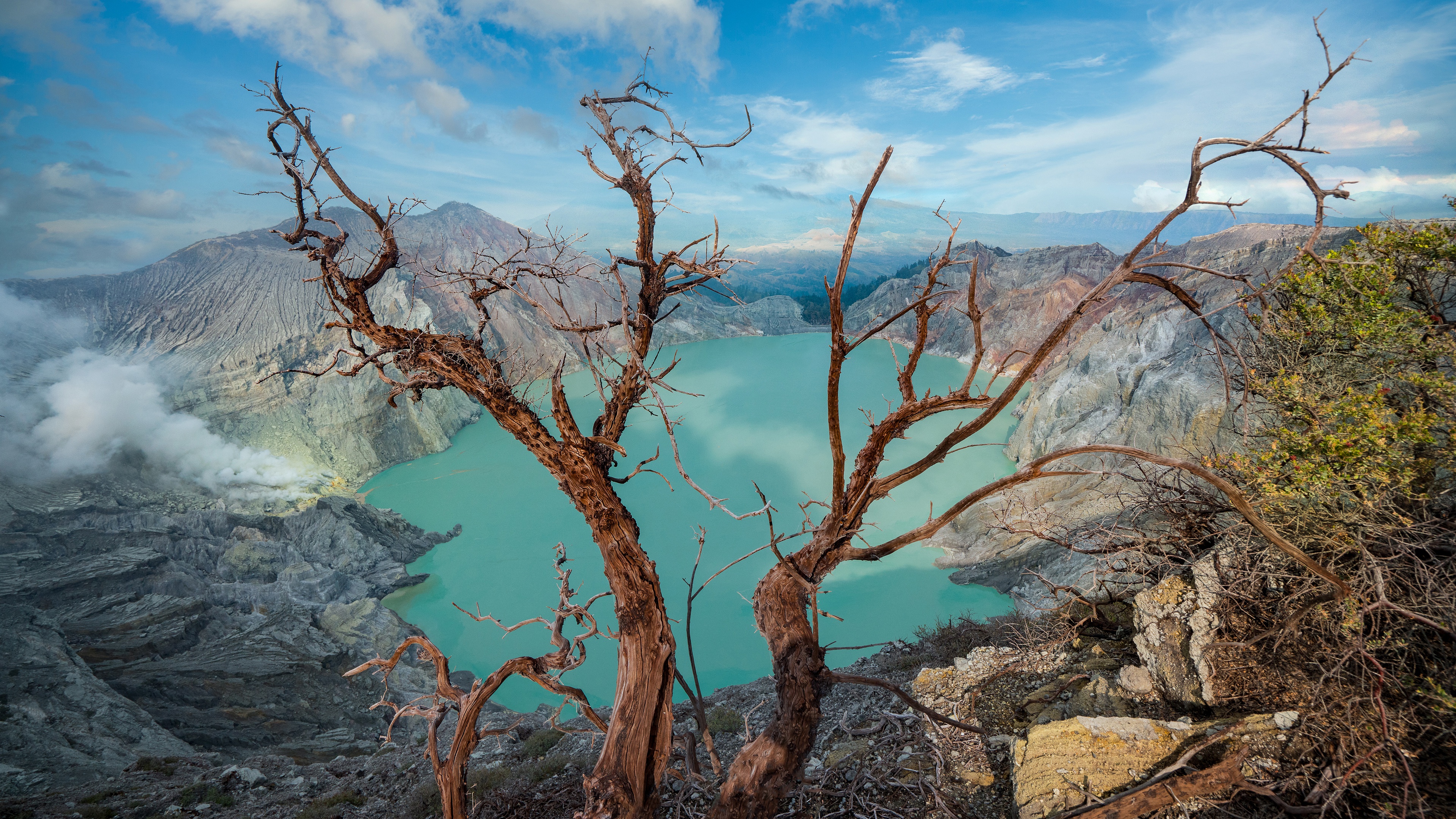 PCデスクトップに木, 湖, 山, 崖, 地球, 火山, イジェン画像を無料でダウンロード
