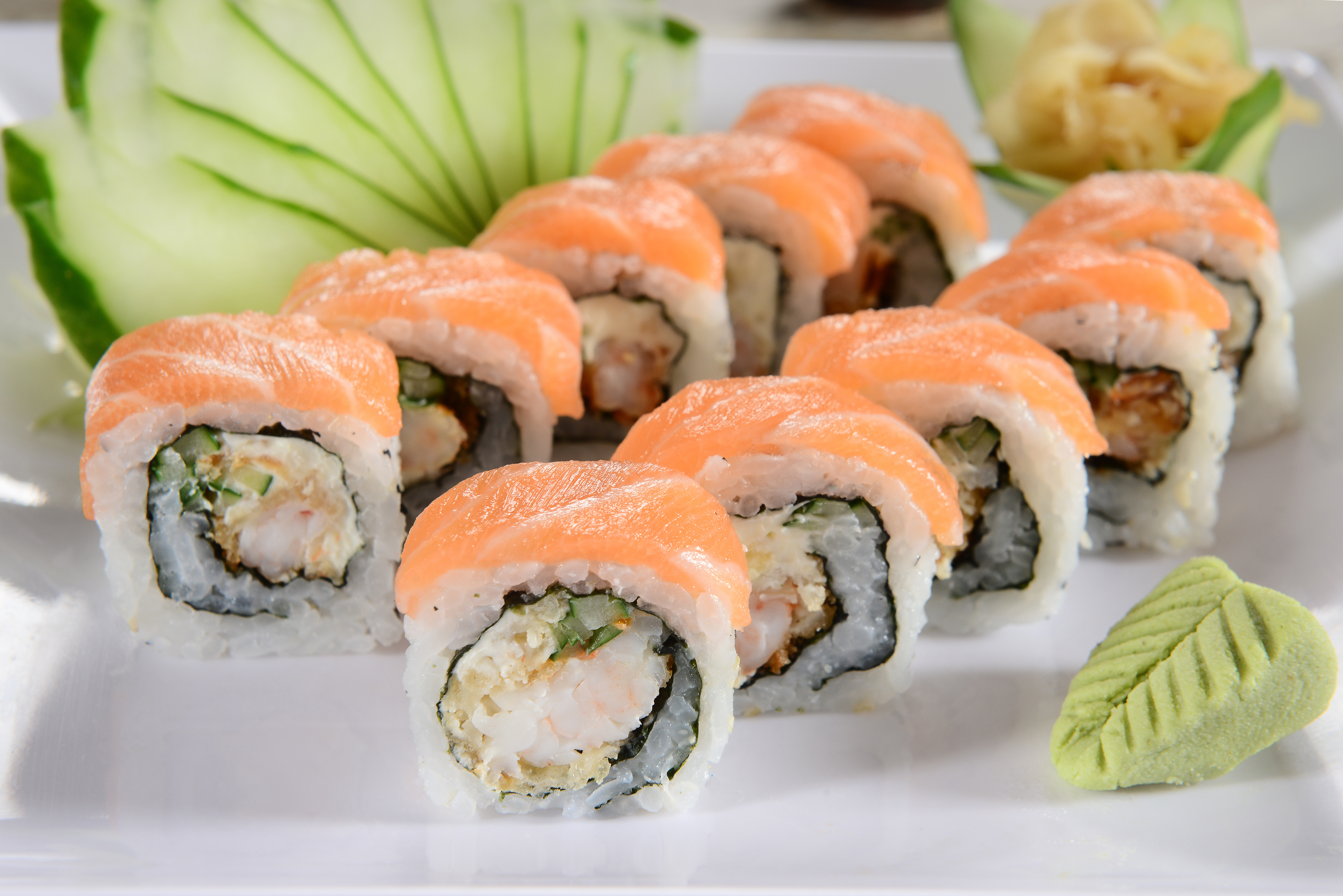 1524341 Bild herunterladen nahrungsmittel, sushi, fisch, japanisch, reis - Hintergrundbilder und Bildschirmschoner kostenlos