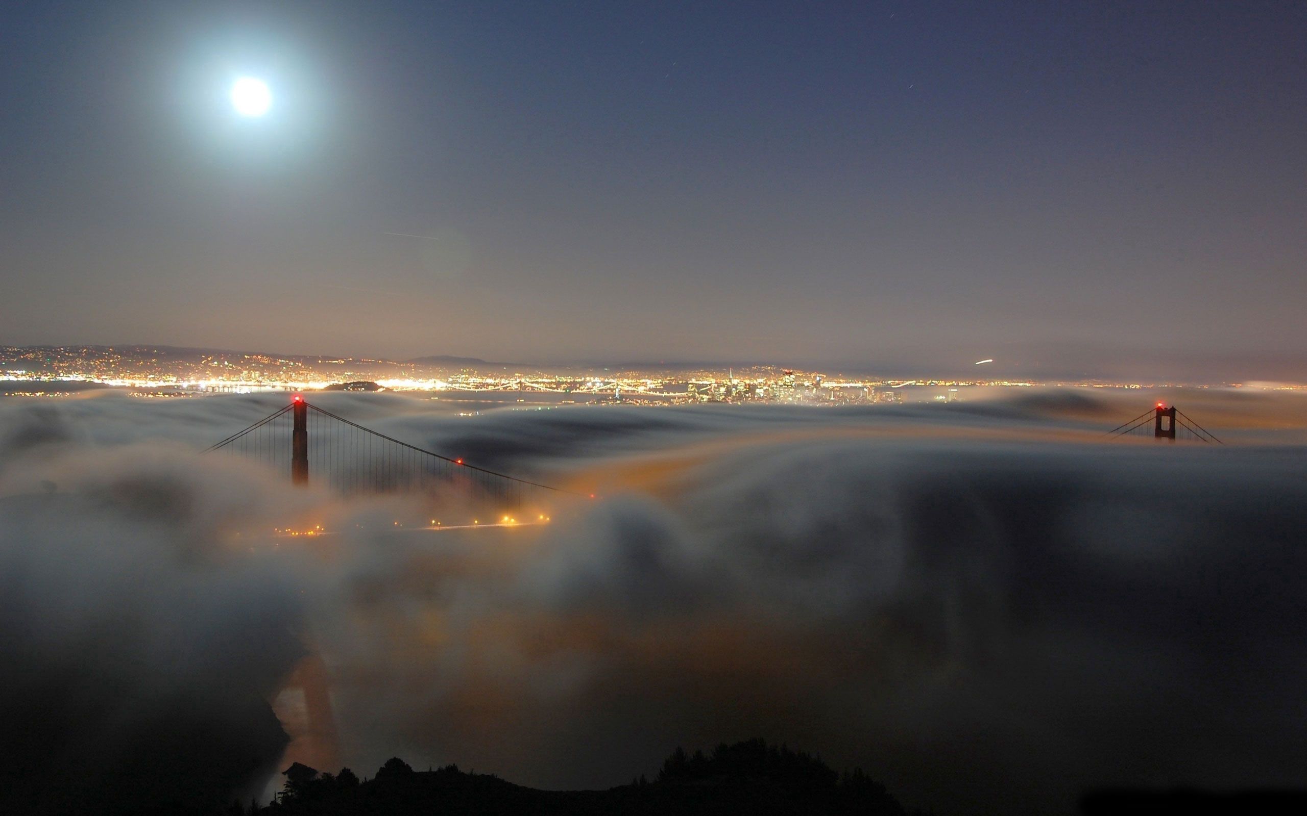 Популярні заставки і фони Golden Gate Bridge на комп'ютер