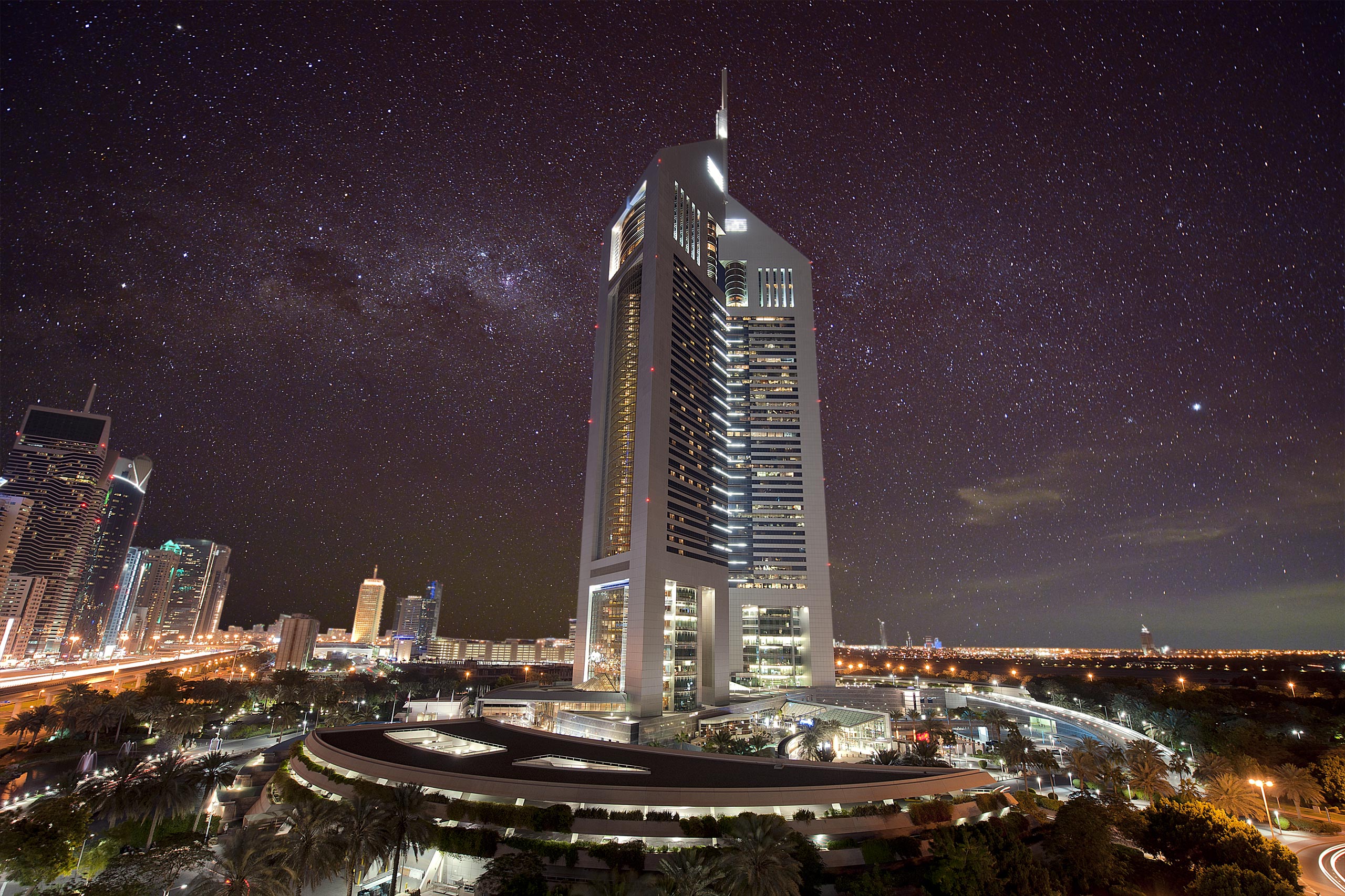 Laden Sie das Gebäude, Dubai, Vereinigte Arabische Emirate, Menschengemacht, Jumeirah Emirates Tower Hotel-Bild kostenlos auf Ihren PC-Desktop herunter