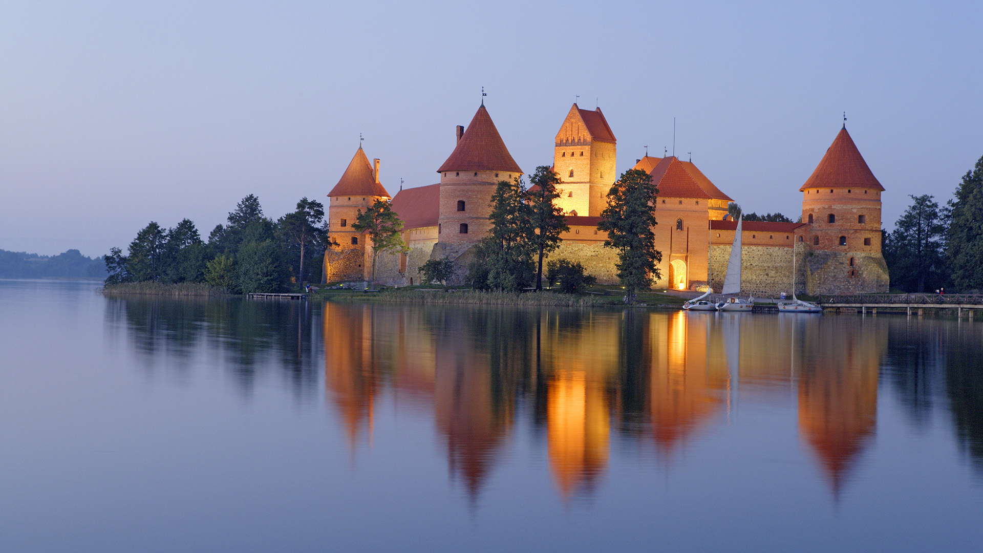 Melhores papéis de parede de Castelo Da Ilha De Trakai para tela do telefone