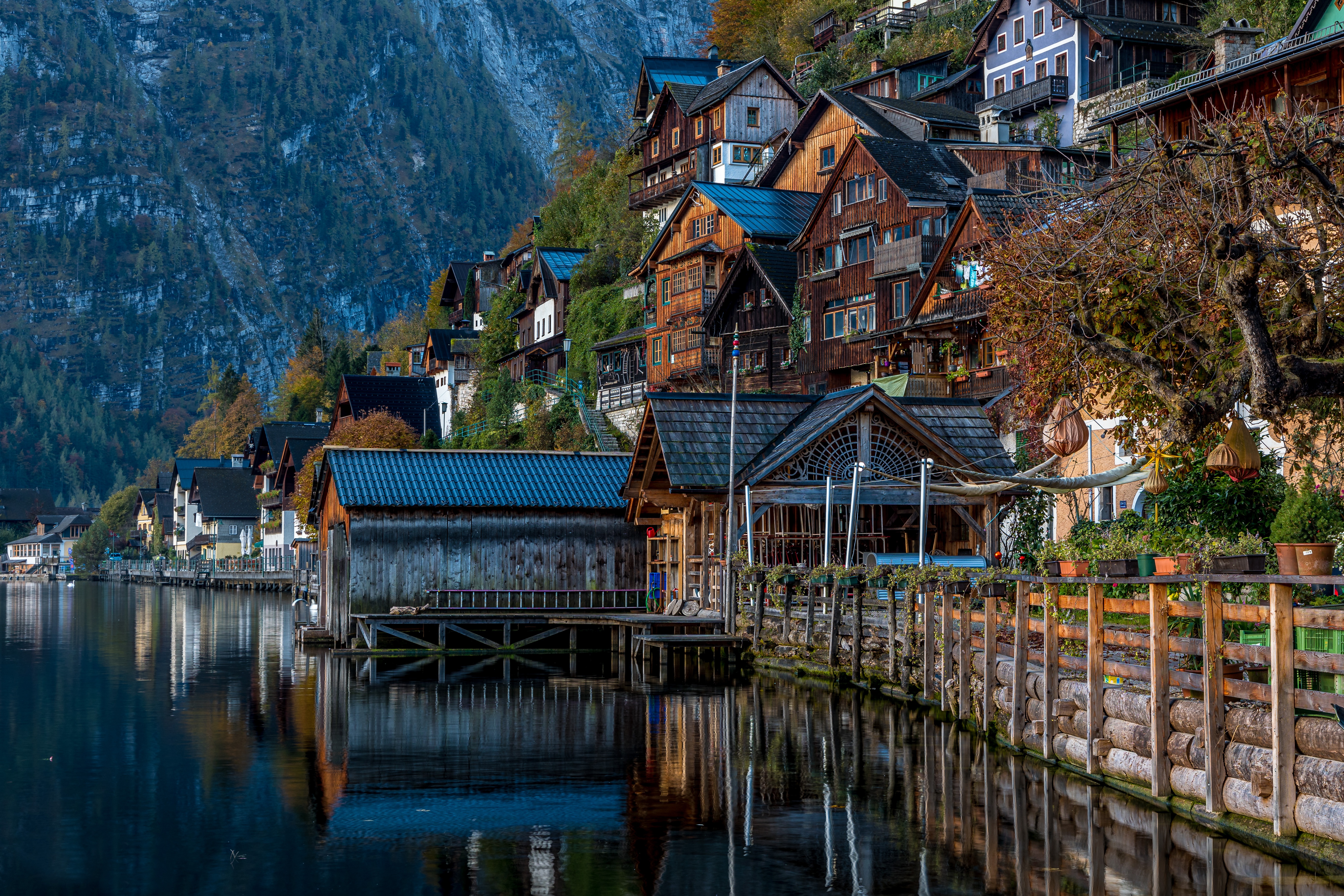 Download mobile wallpaper Building, Lake, Reflection, House, Austria, Hallstatt, Man Made, Towns for free.