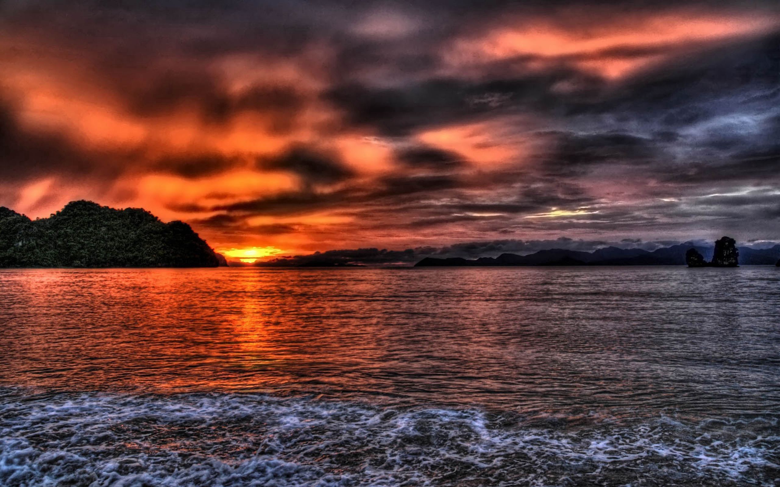 Laden Sie das Natur, Scheinen, Licht, Sunset, Sky, Mountains, Sea-Bild kostenlos auf Ihren PC-Desktop herunter