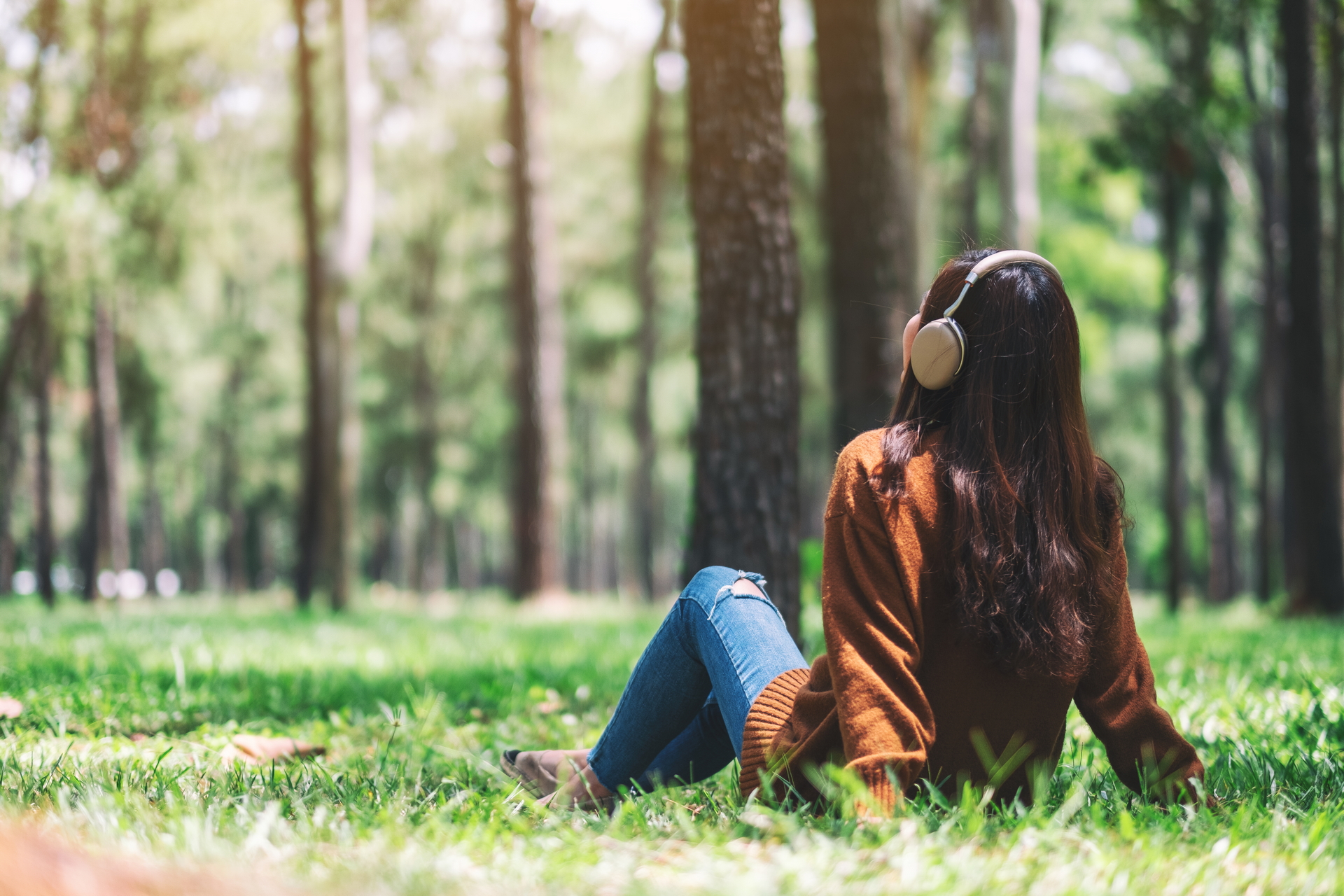 Free download wallpaper Nature, Headphones, Mood, Women on your PC desktop