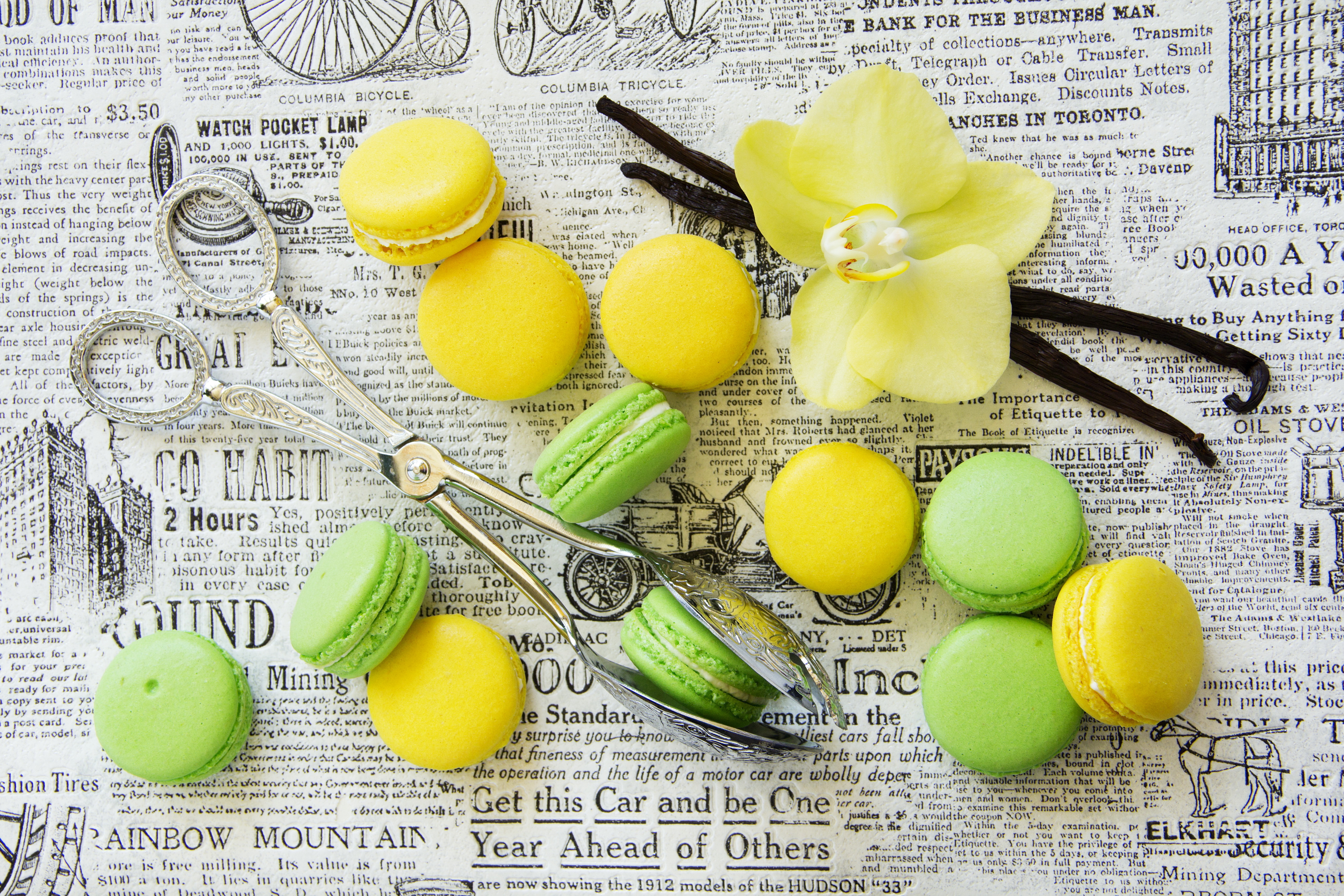 Download mobile wallpaper Food, Macaron for free.