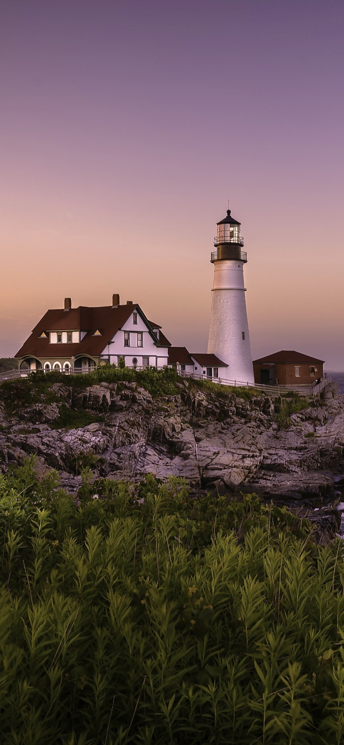 Download mobile wallpaper Building, Horizon, Coast, Ocean, Lighthouse, Man Made for free.