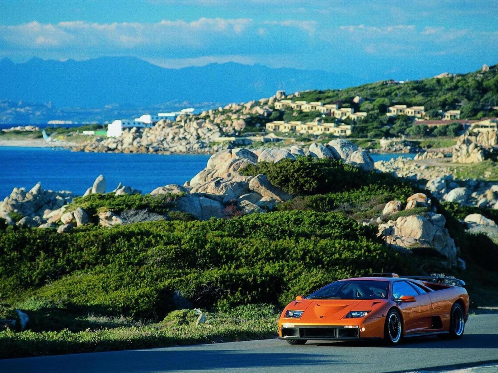 Free download wallpaper Auto, Roads, Sea, Transport, Lamborghini on your PC desktop