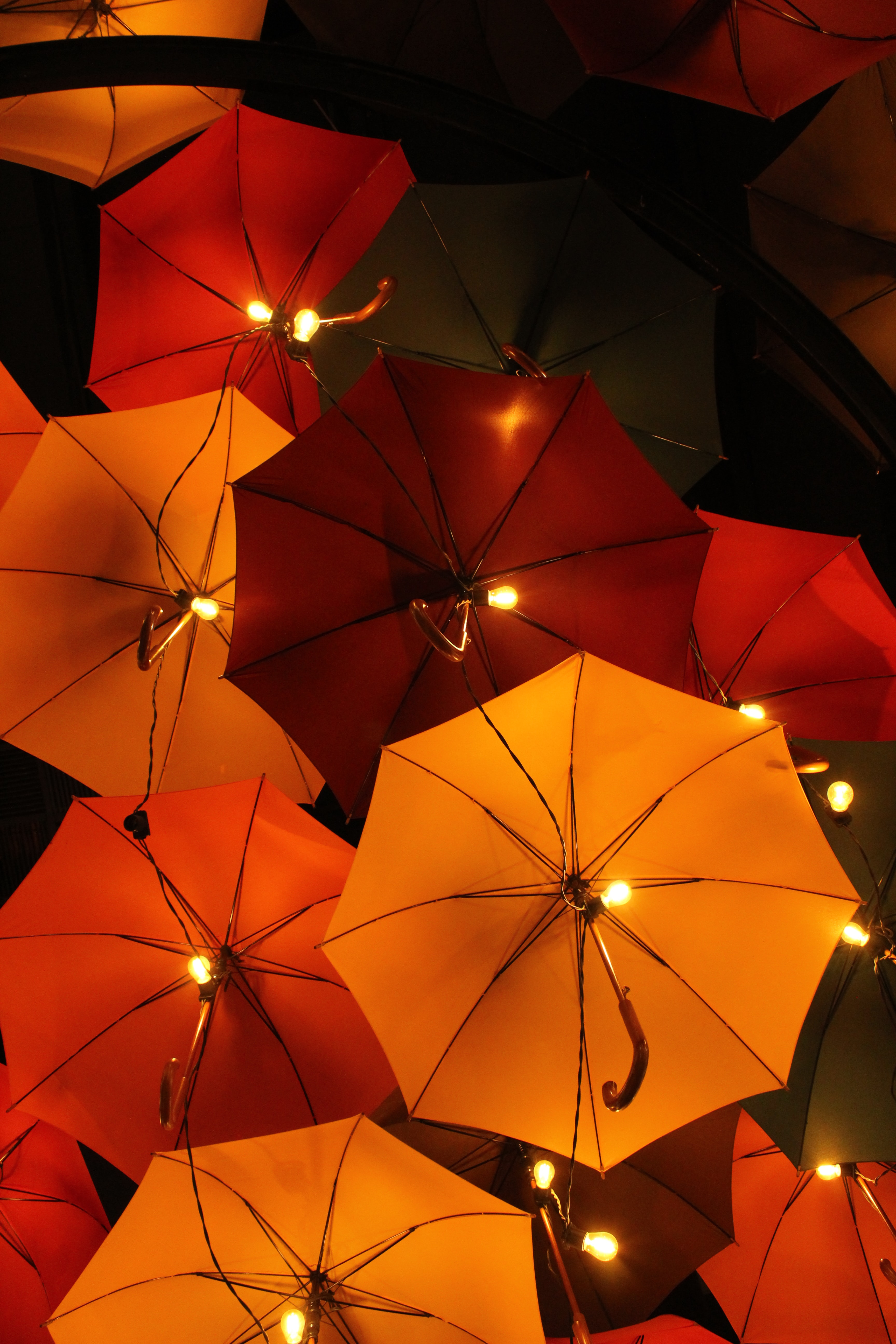 115020 скачать обои зонты, фонарики, свечение, разное, лампы - заставки и картинки бесплатно