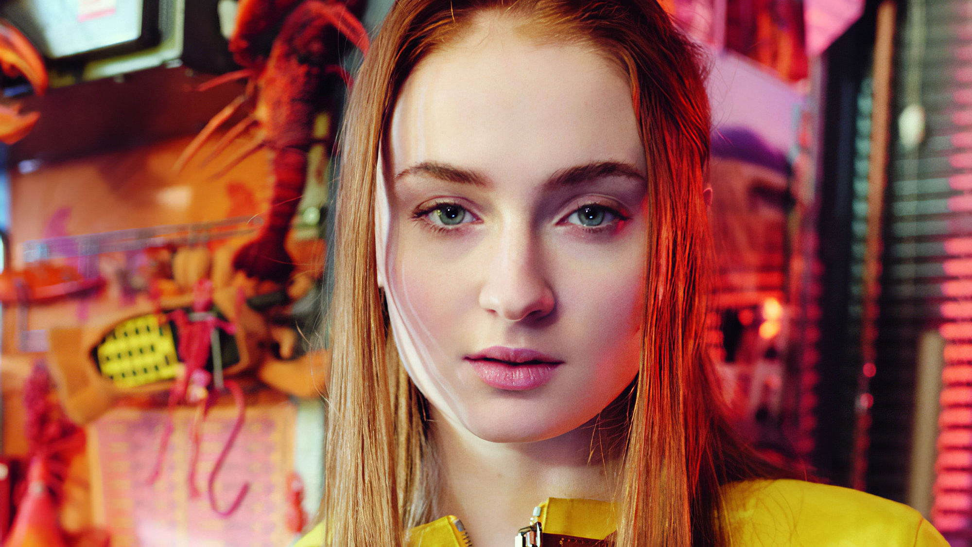 Download mobile wallpaper Redhead, British, Celebrity, Actress, Sophie Turner for free.