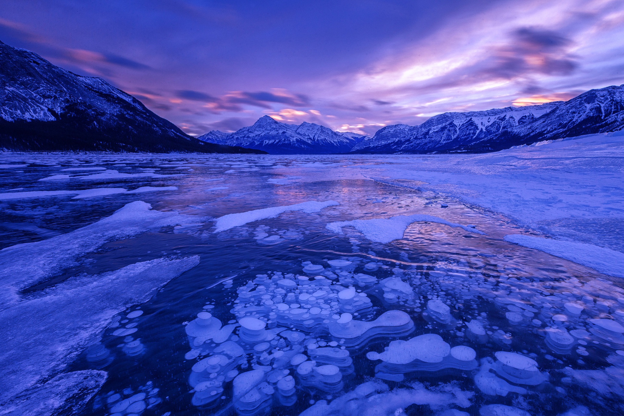 PCデスクトップに冬, 自然, 氷, 湖, 山, カナダ, 地球, 国立公園, バンフ国立公園画像を無料でダウンロード