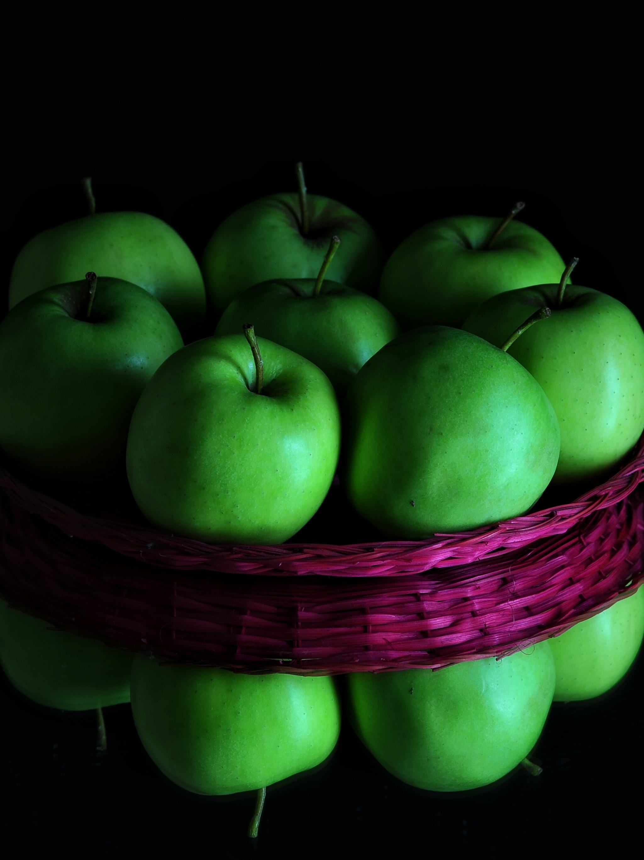 無料モバイル壁紙フルーツ, アップル, 反射, 果物, 食べ物をダウンロードします。