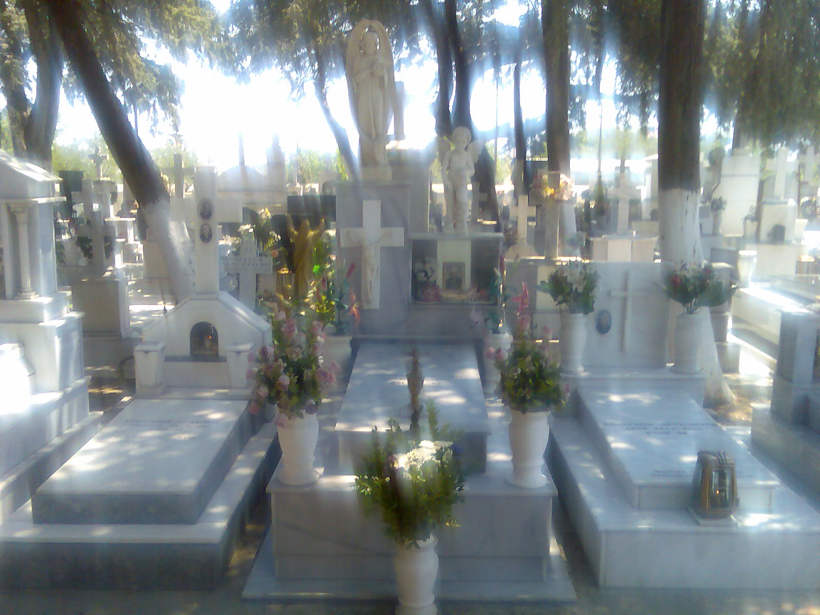 Скачать картинку Кладбище, Греция, Религиозные в телефон бесплатно.