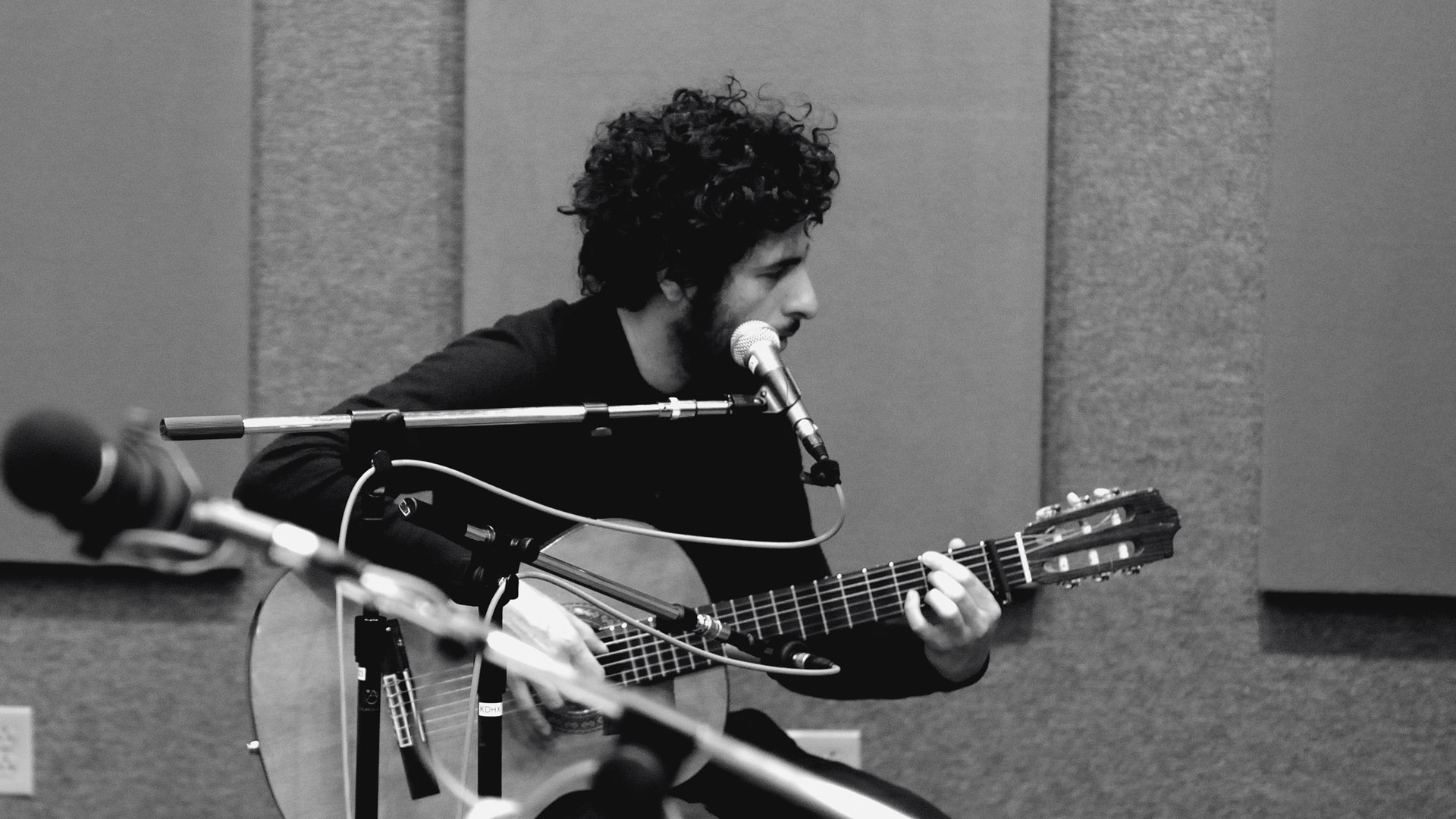 Laden Sie José González HD-Desktop-Hintergründe herunter