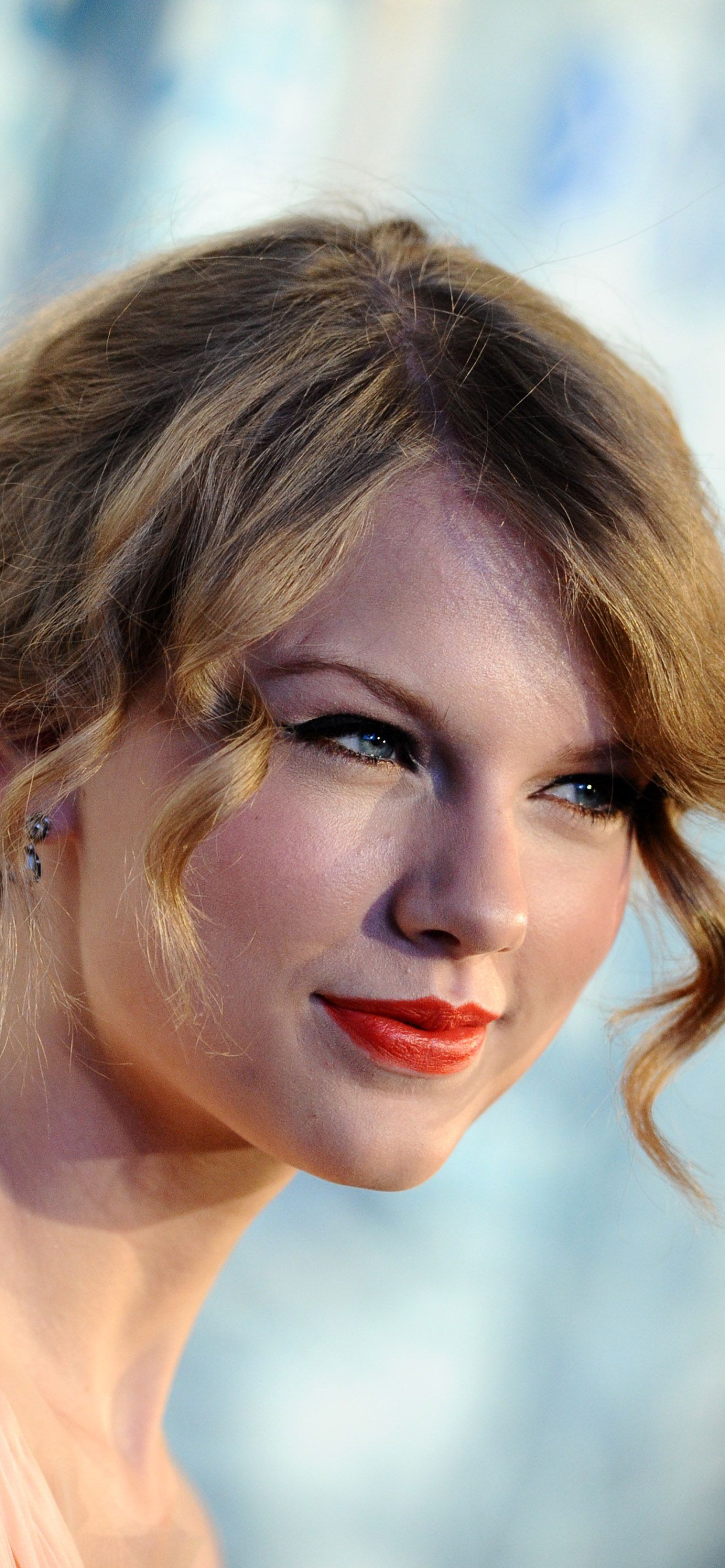 Download mobile wallpaper Music, Singer, Blonde, American, Taylor Swift for free.