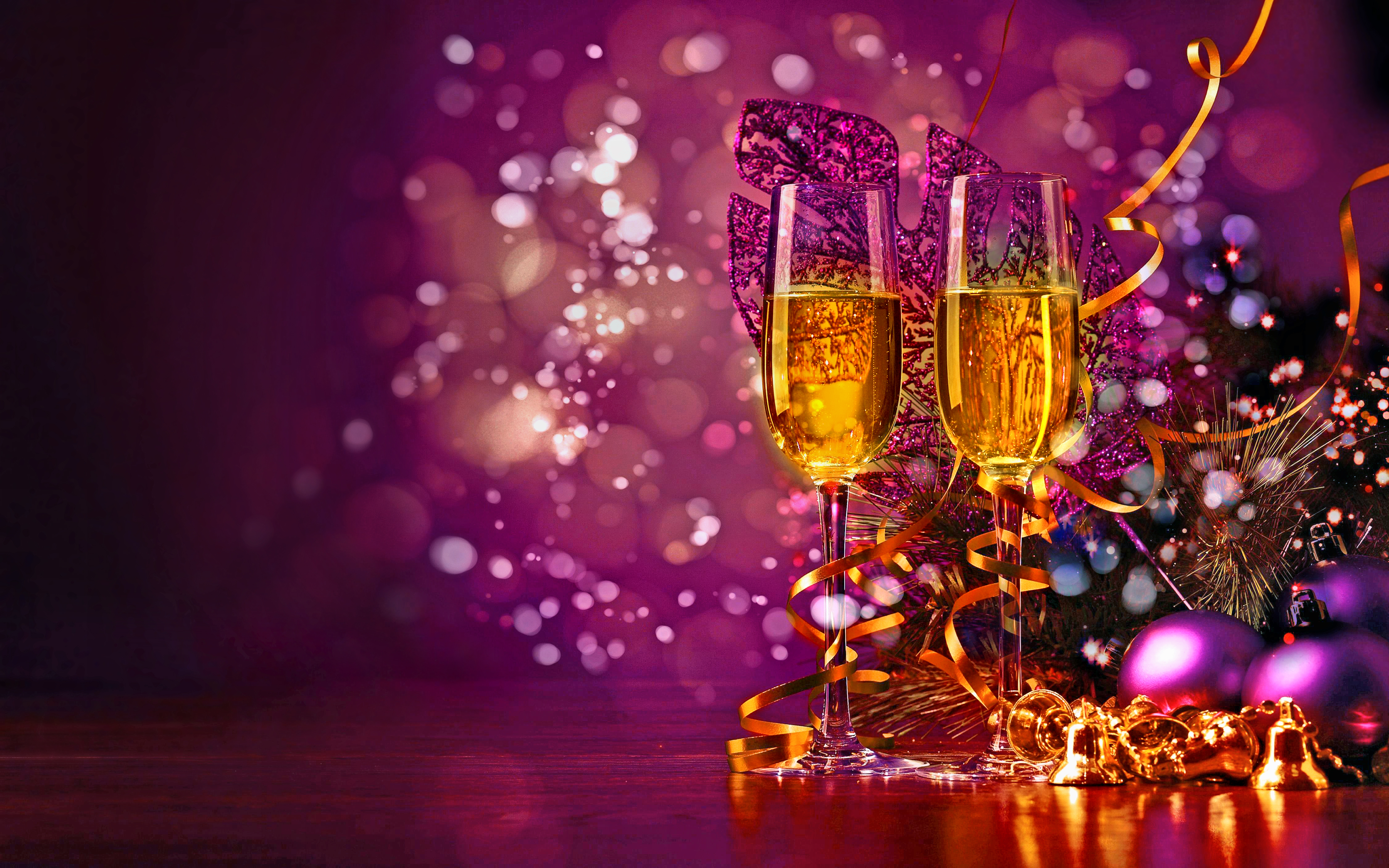 808110 скачать обои новый год, отражение, шампанское, праздничные, боке, красочный - заставки и картинки бесплатно