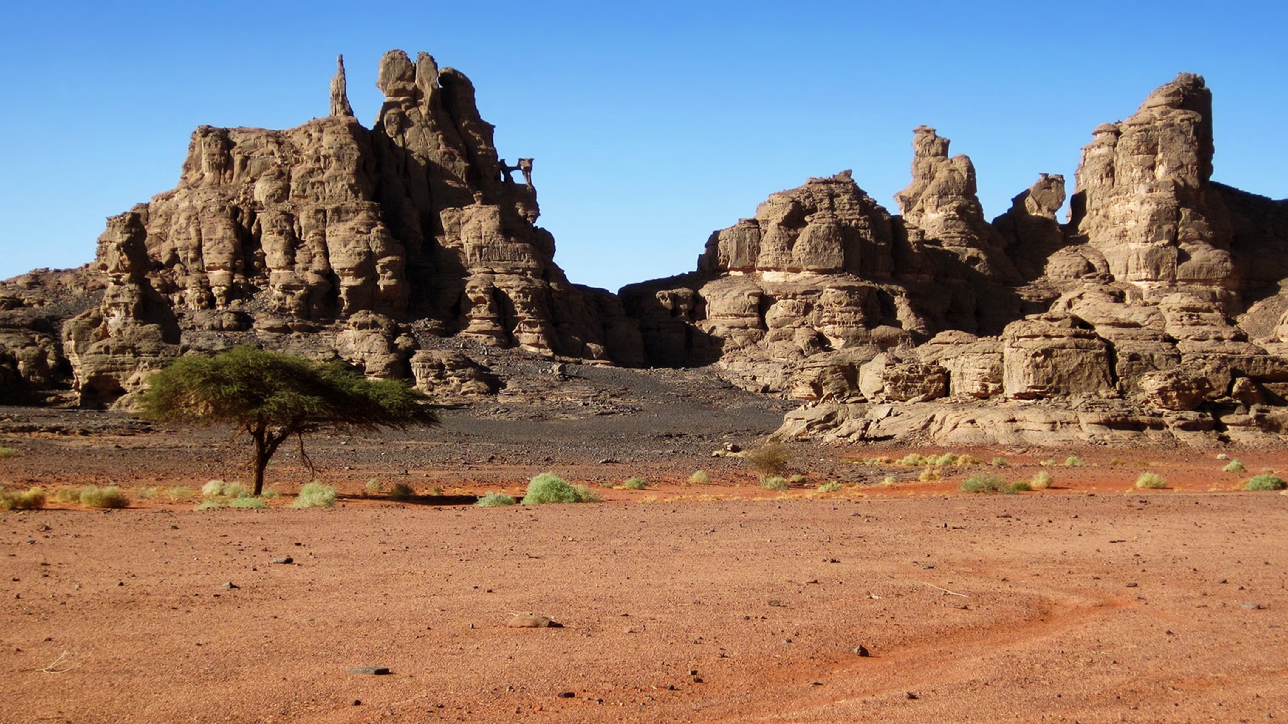 Free download wallpaper Landscape, Desert, Mountain, Earth, Sahara, Africa, Algeria, Tassili N'ajjer on your PC desktop