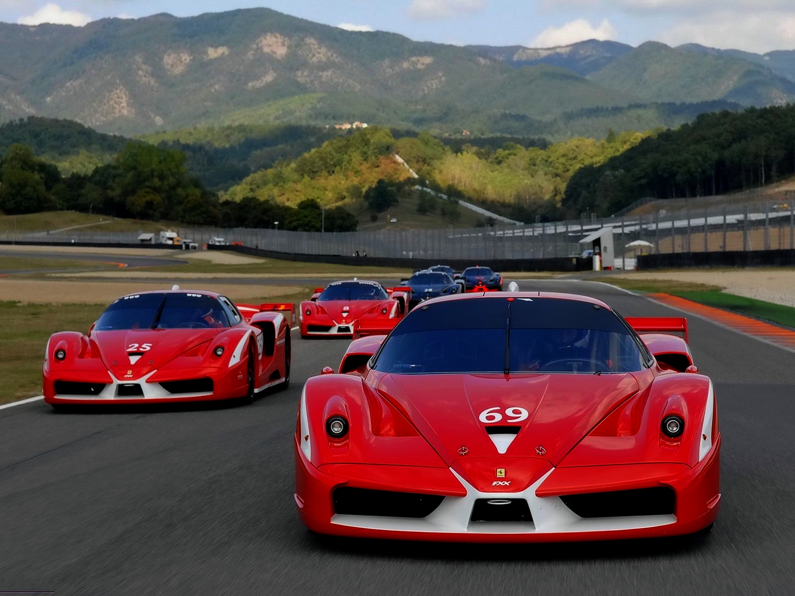 Handy-Wallpaper Ferrari, Fahrzeuge kostenlos herunterladen.